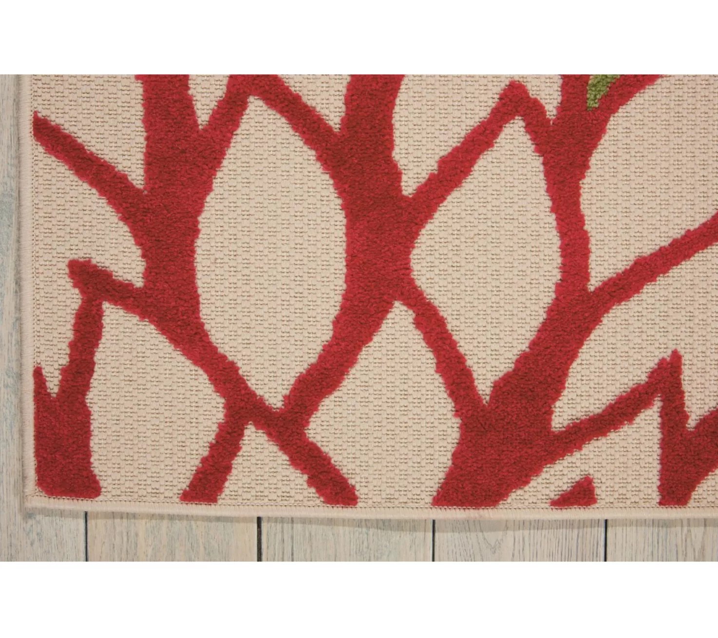 HomeRoots 3'6" x 5'6" Green Floral Indoor Outdoor Area Rug