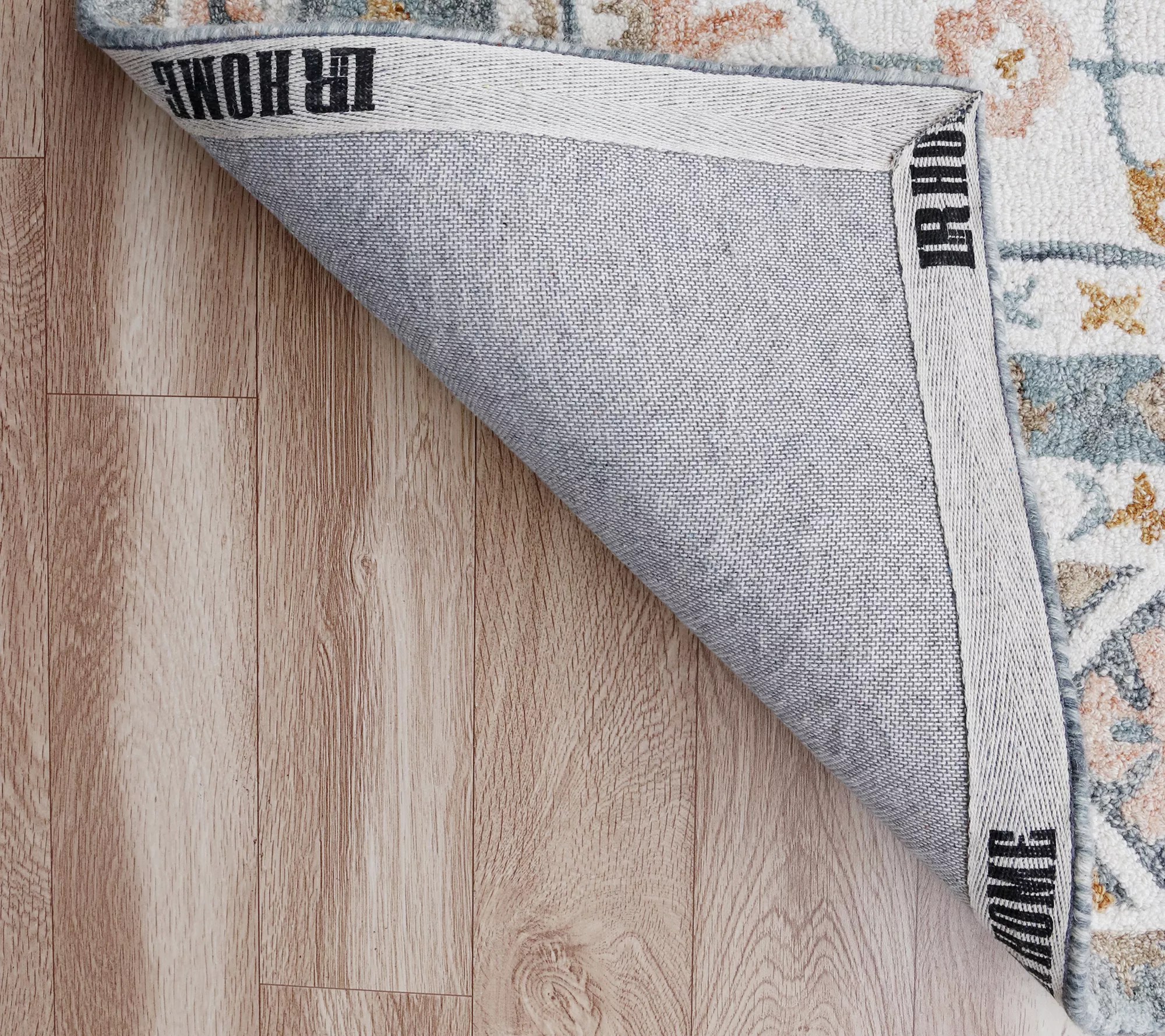 Ox Bay Bordered 5' x 7'9" Area Rug