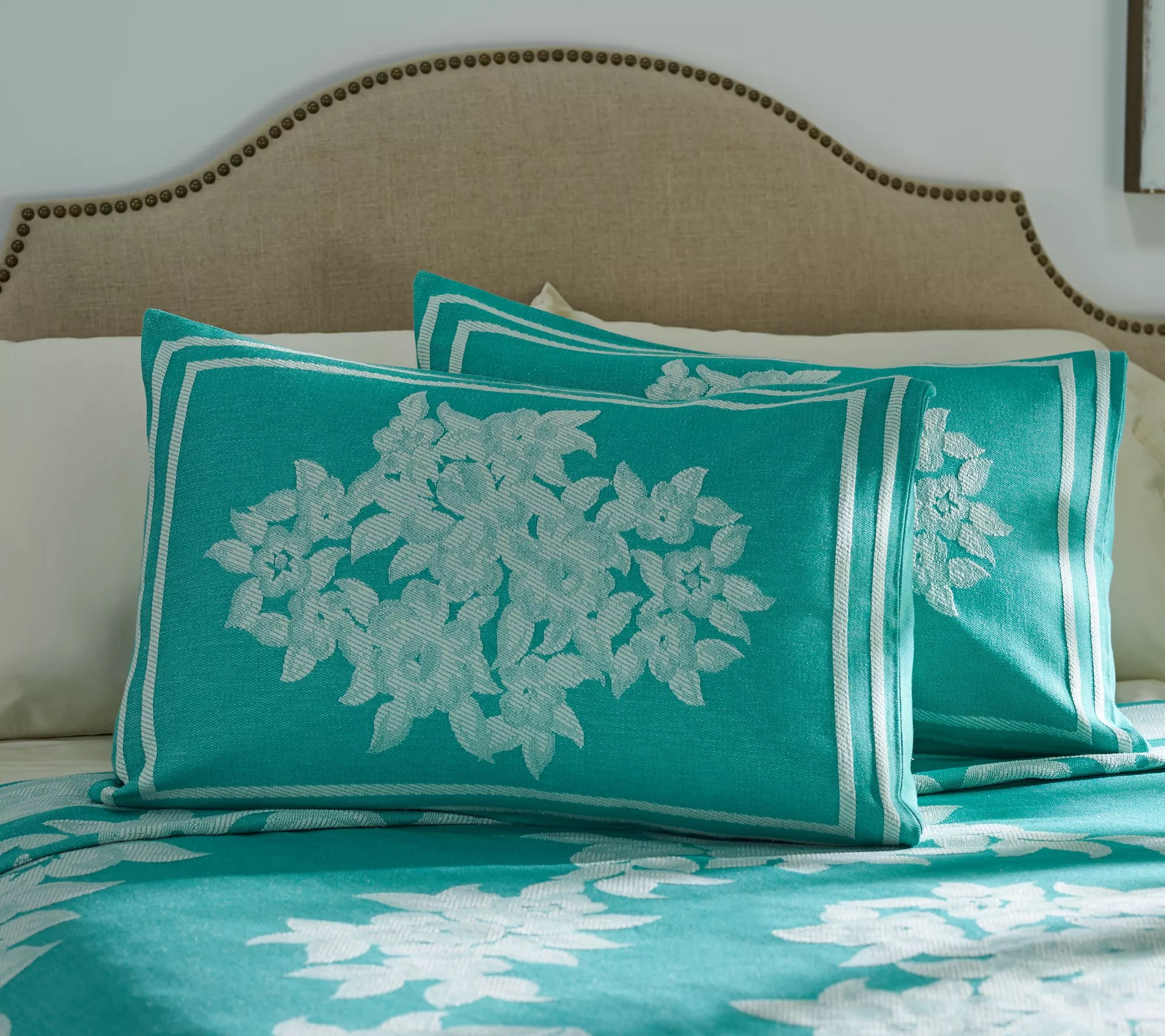 Alexandra 100 Cotton Jacquard Woven Queen Bedspread