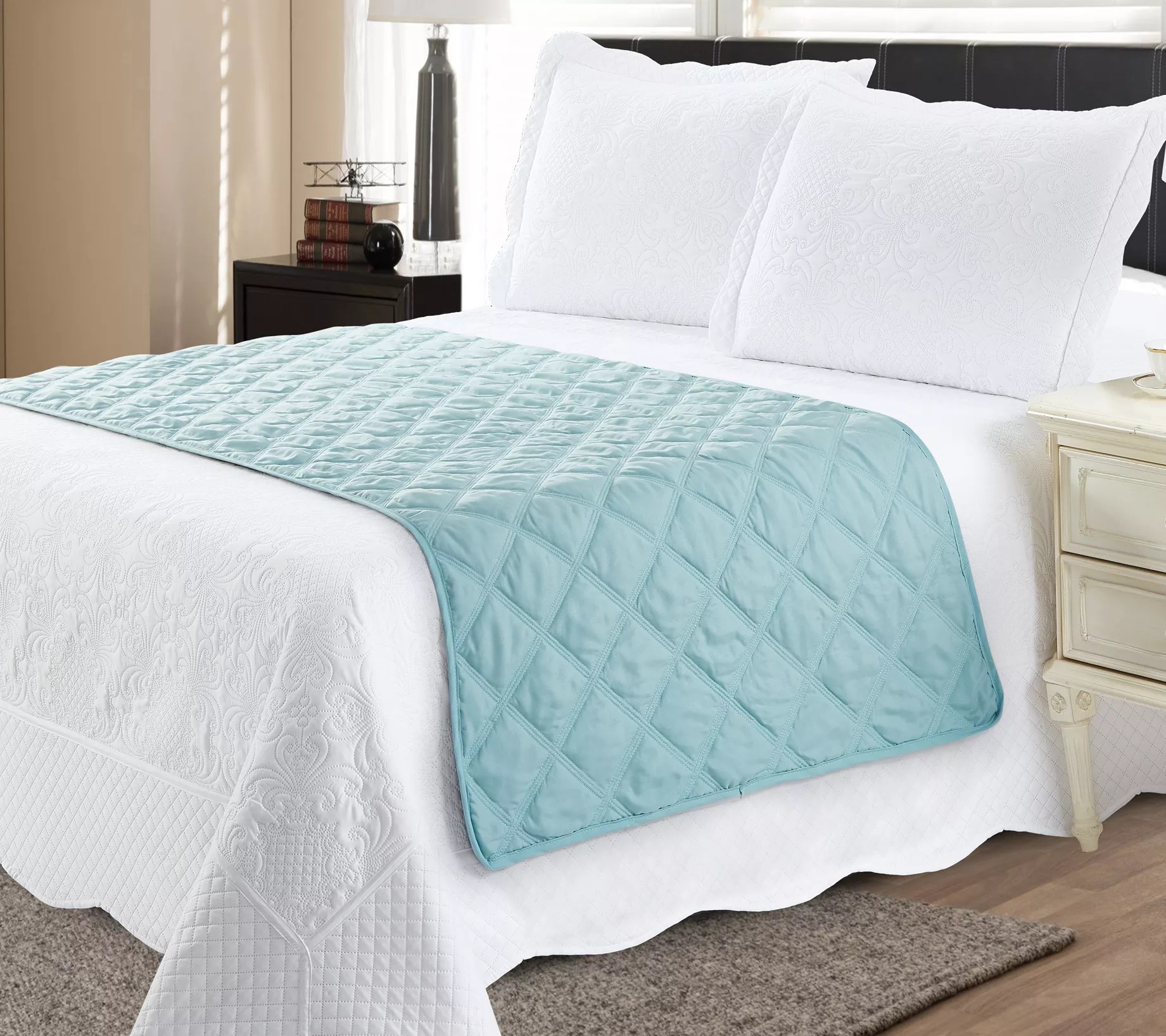 Couch Guard Reversible Bed Runner