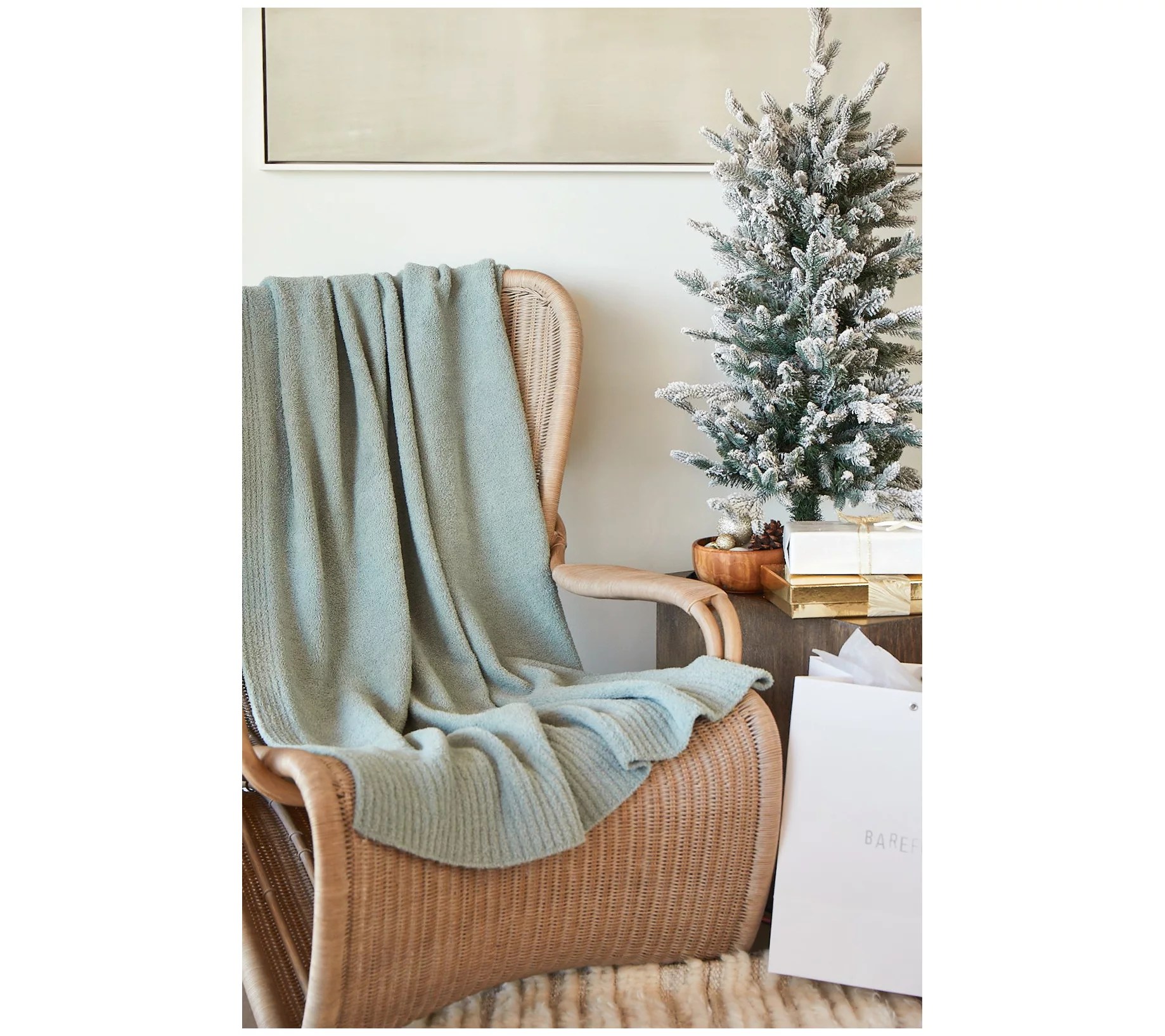 Barefoot Dreams 45"x60" CozyChic Stacked Rib Border Blanket