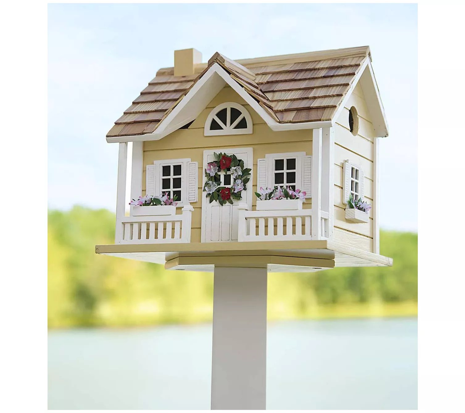 Plow & Hearth Wreath Yellow Cottage Birdhouse