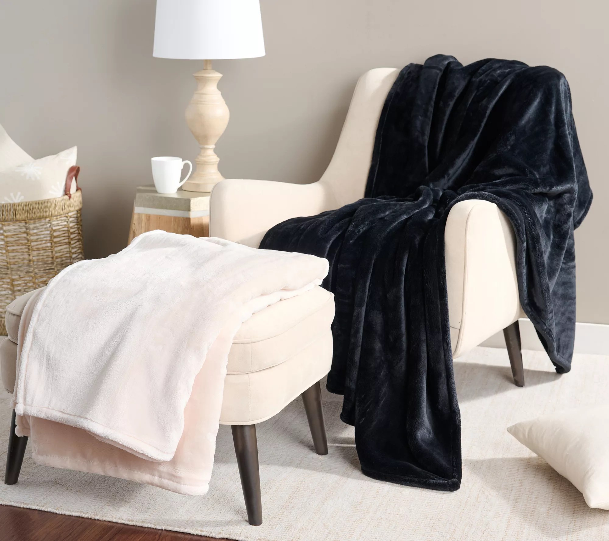 Berkshire Set of 2 Ultra Supreme Velvetsoft 60x70 Throws