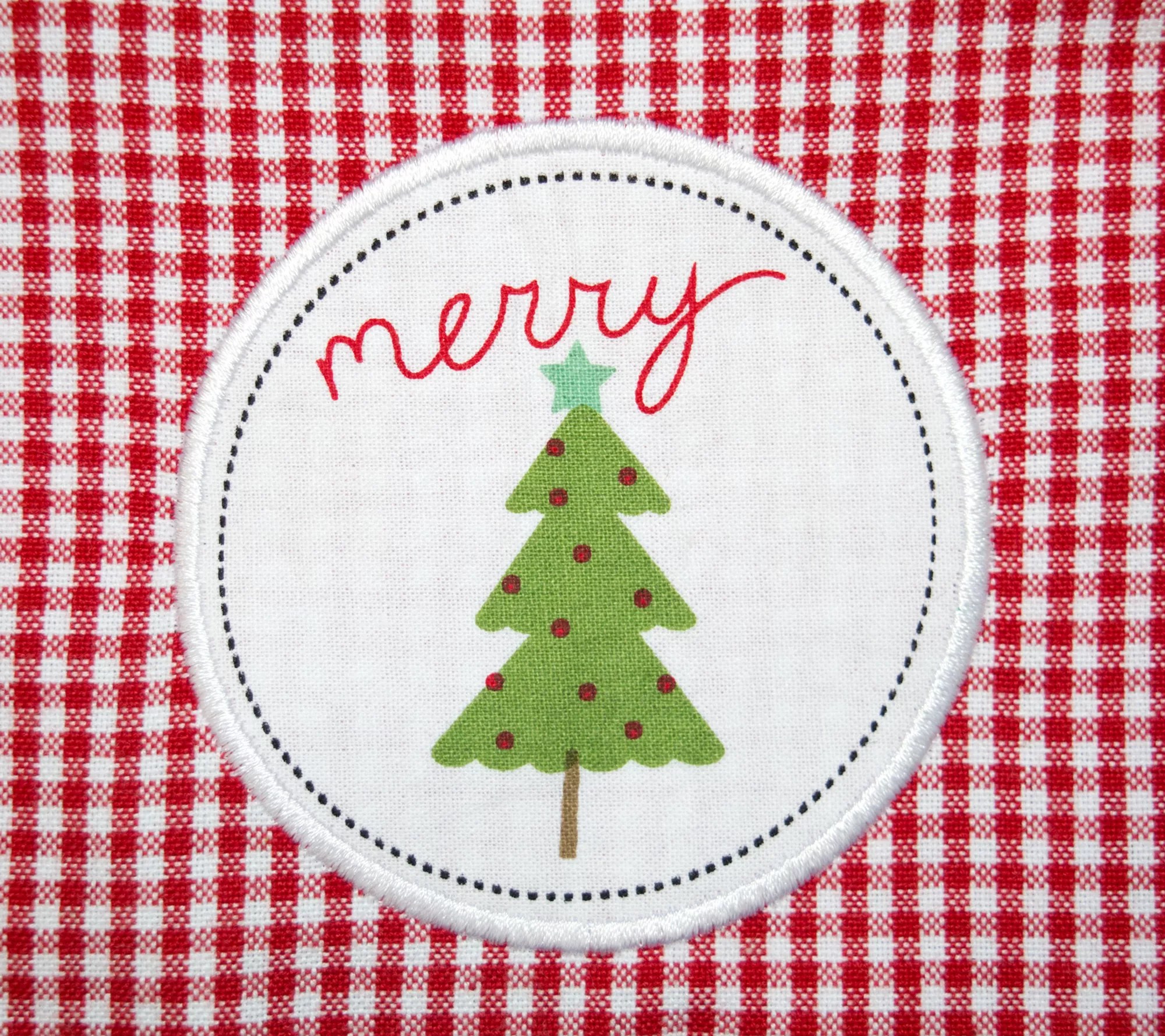 Design Imports Merry Christmas Ruffle Apron