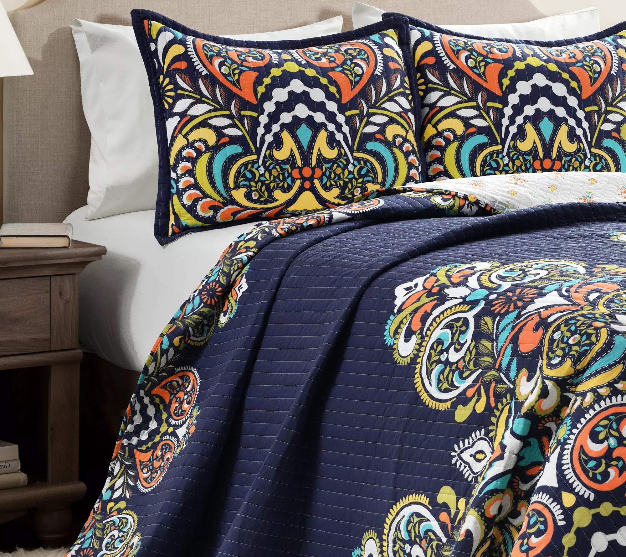 Clara 3Piece Full/Queen Quilt Set by Lush Decor