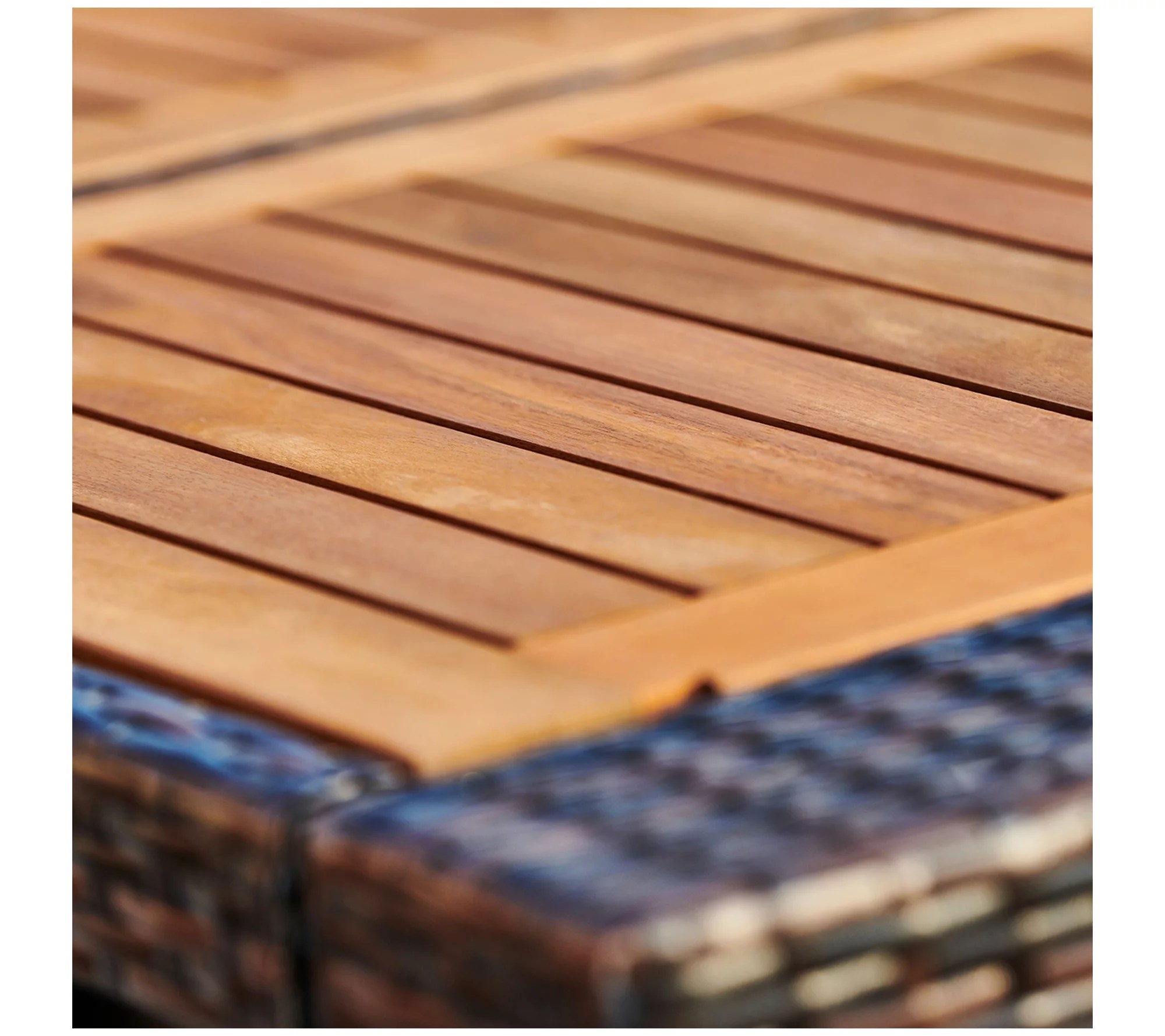 Teamson Home 5piece Outdoor Wicker Dining Set with Acacia Top