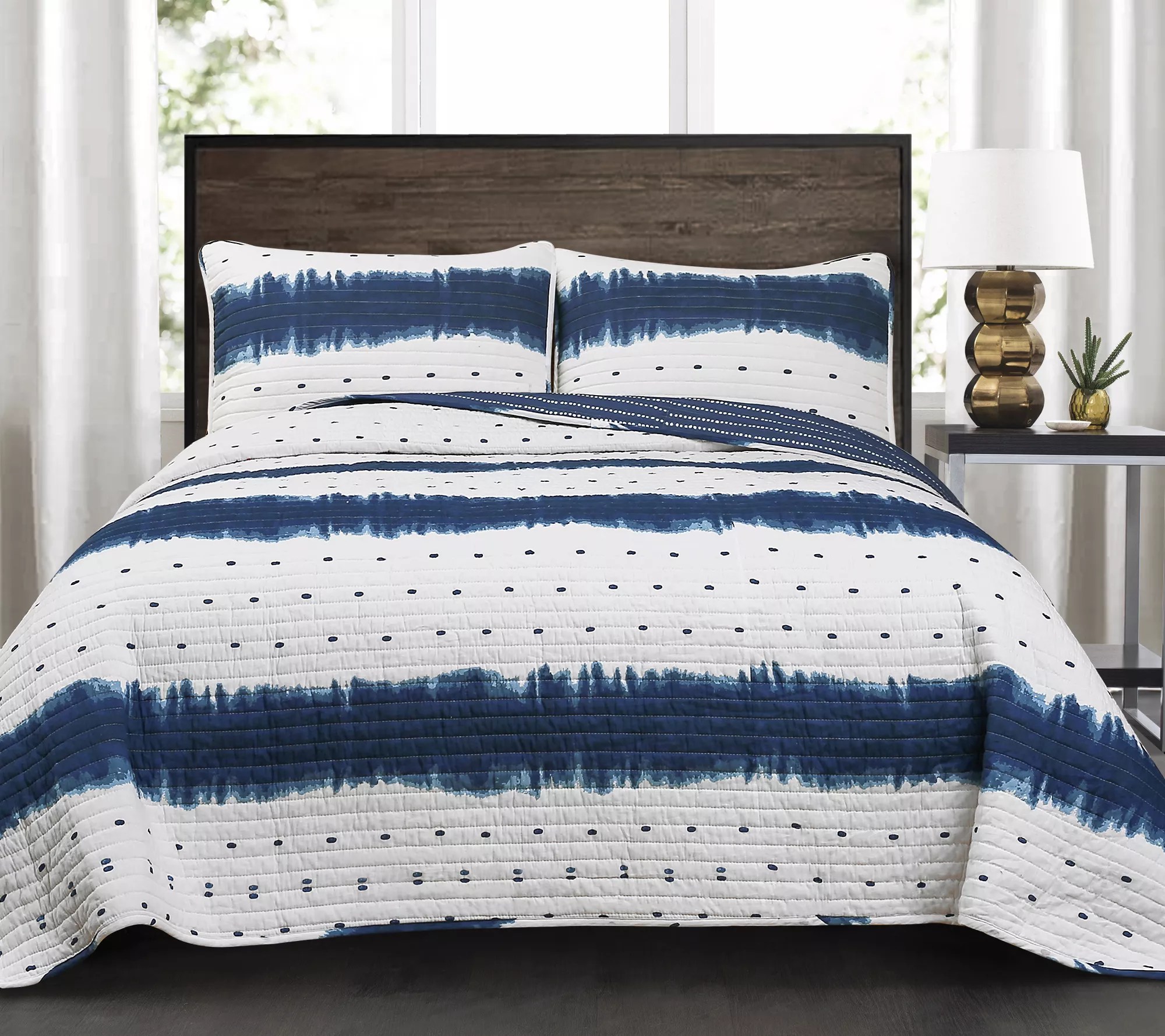 Jane Shibori 3Piece King Navy Quilt Set by Lush Decor