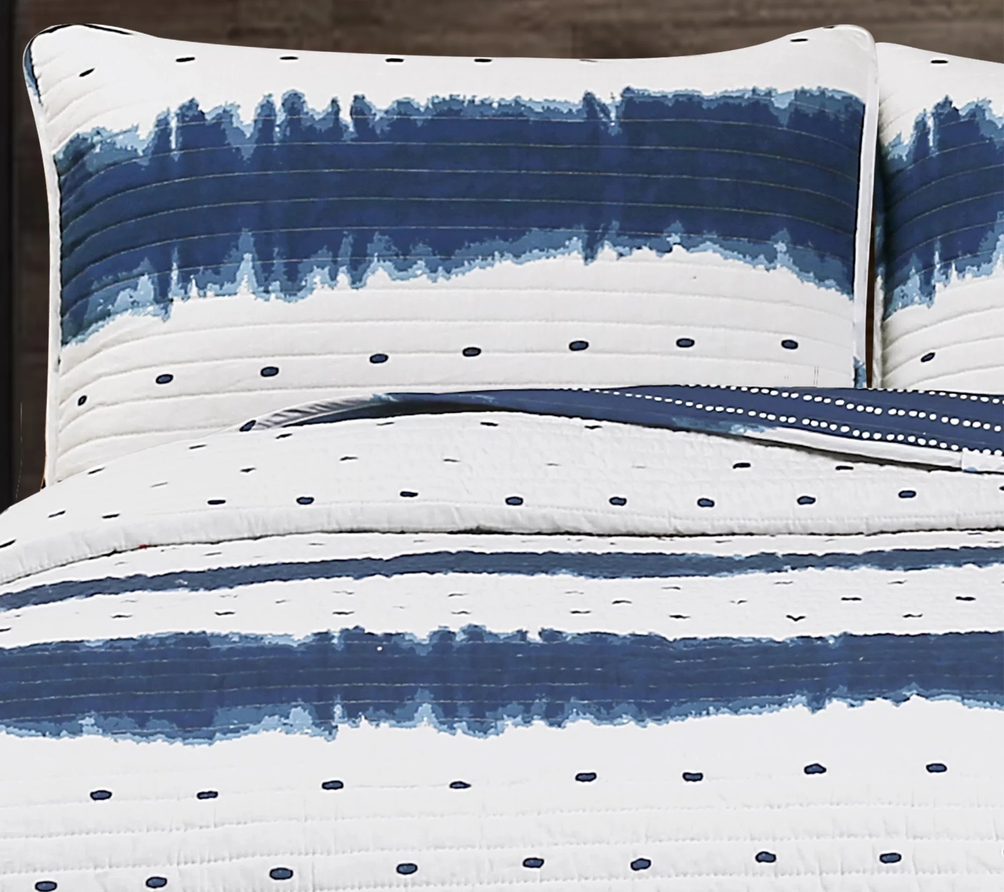 Jane Shibori 3Piece King Navy Quilt Set by Lush Decor