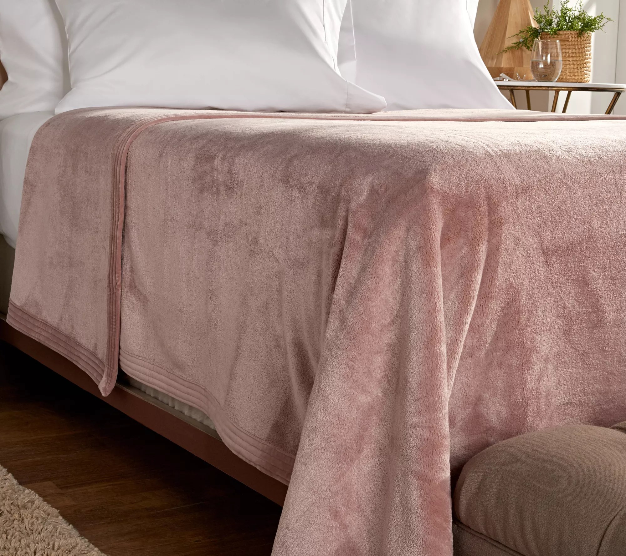 Berkshire Velvet Soft Blanket with Stitching Detail Full