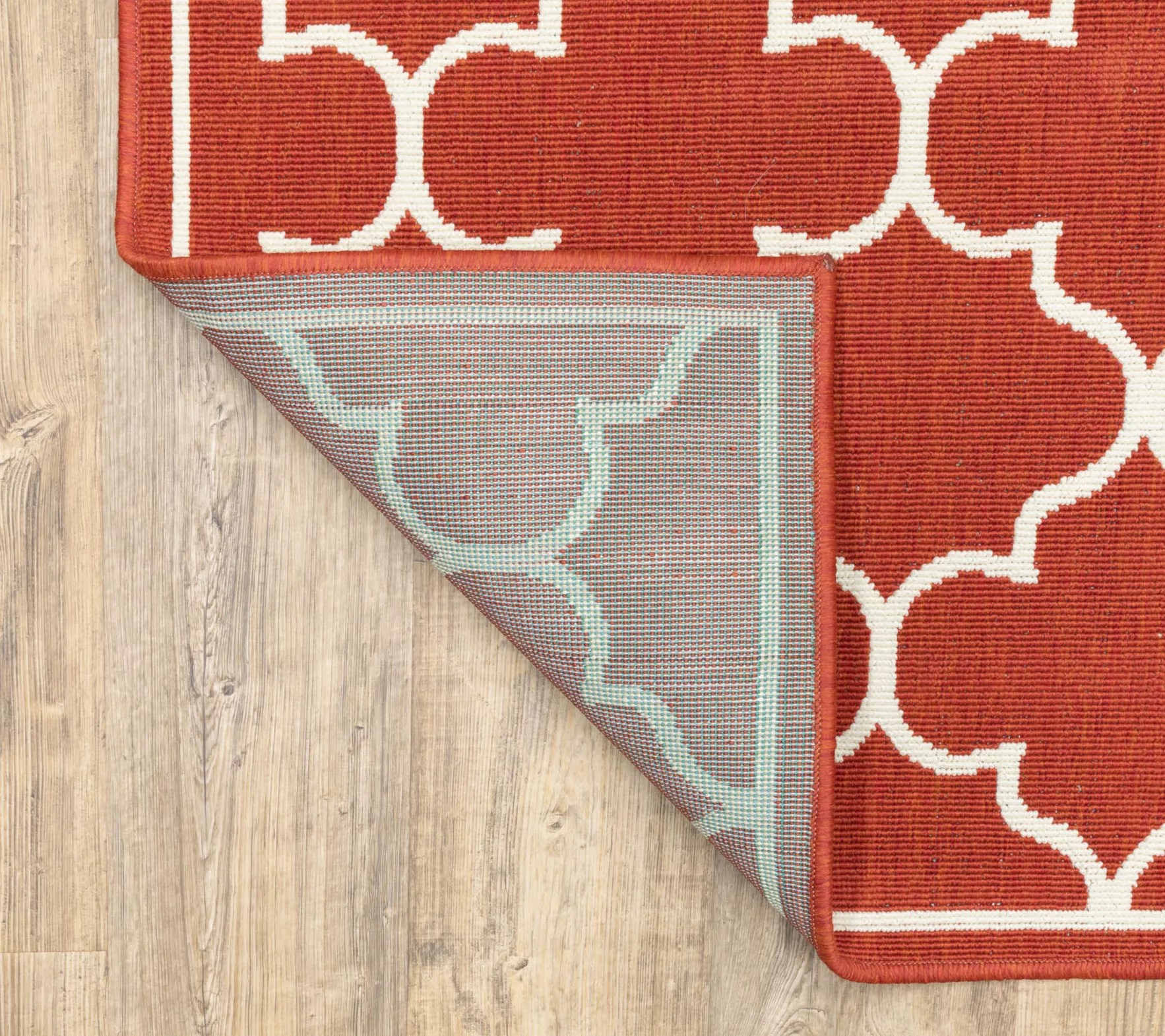 Veranda Living I/O Red Geometric Lattice 5'3"x7 '6" Rug