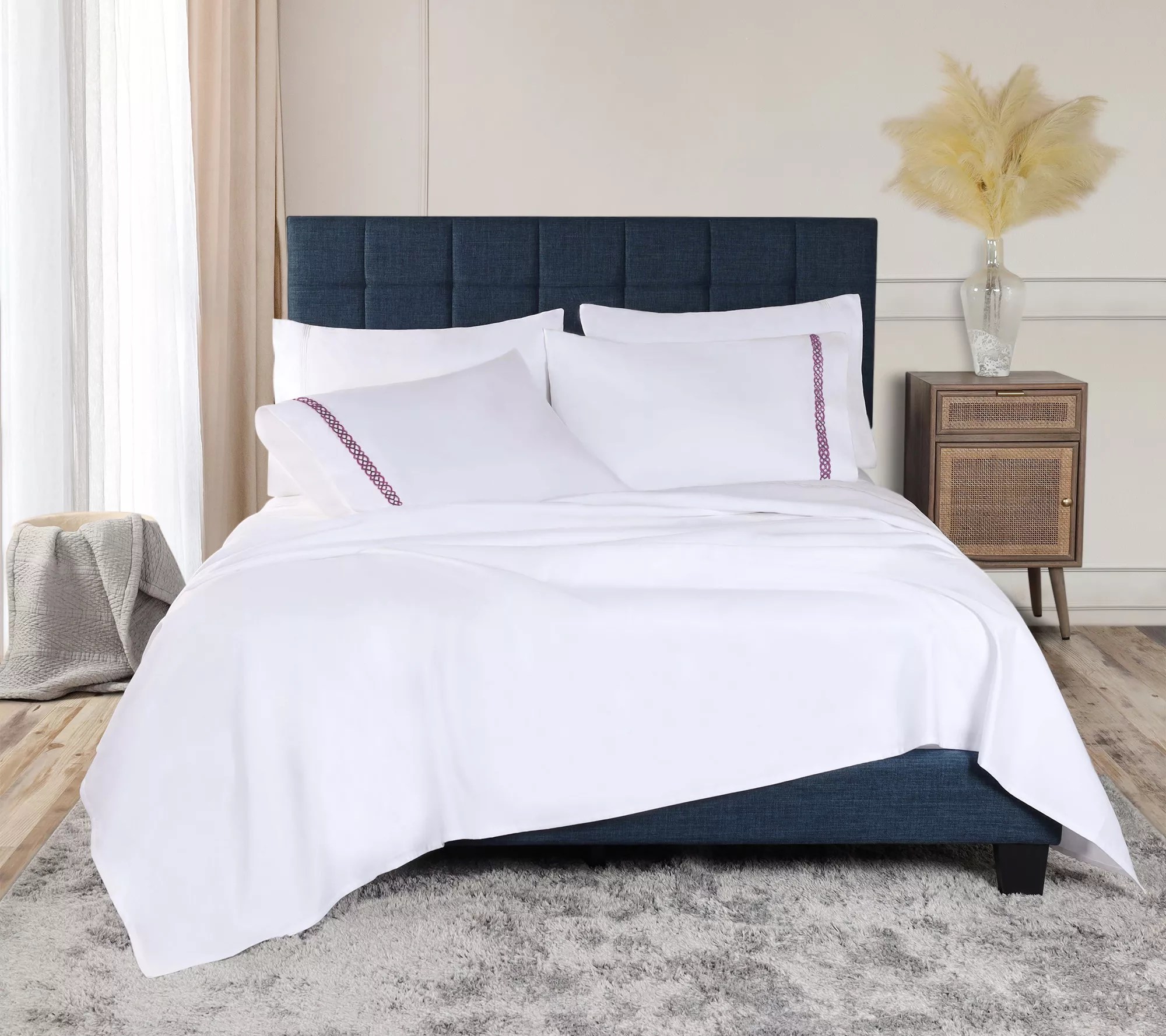Superior Egyptian Cotton Embroidered Bed Sheetet Cal King