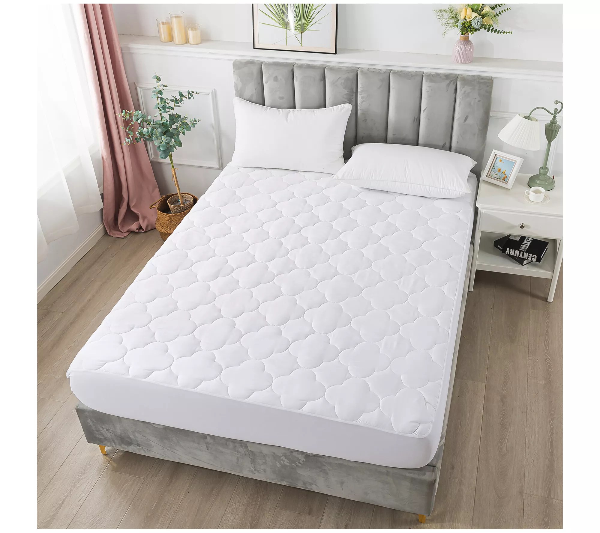 Royal Velvet European White Down Mattress Pad Cal King