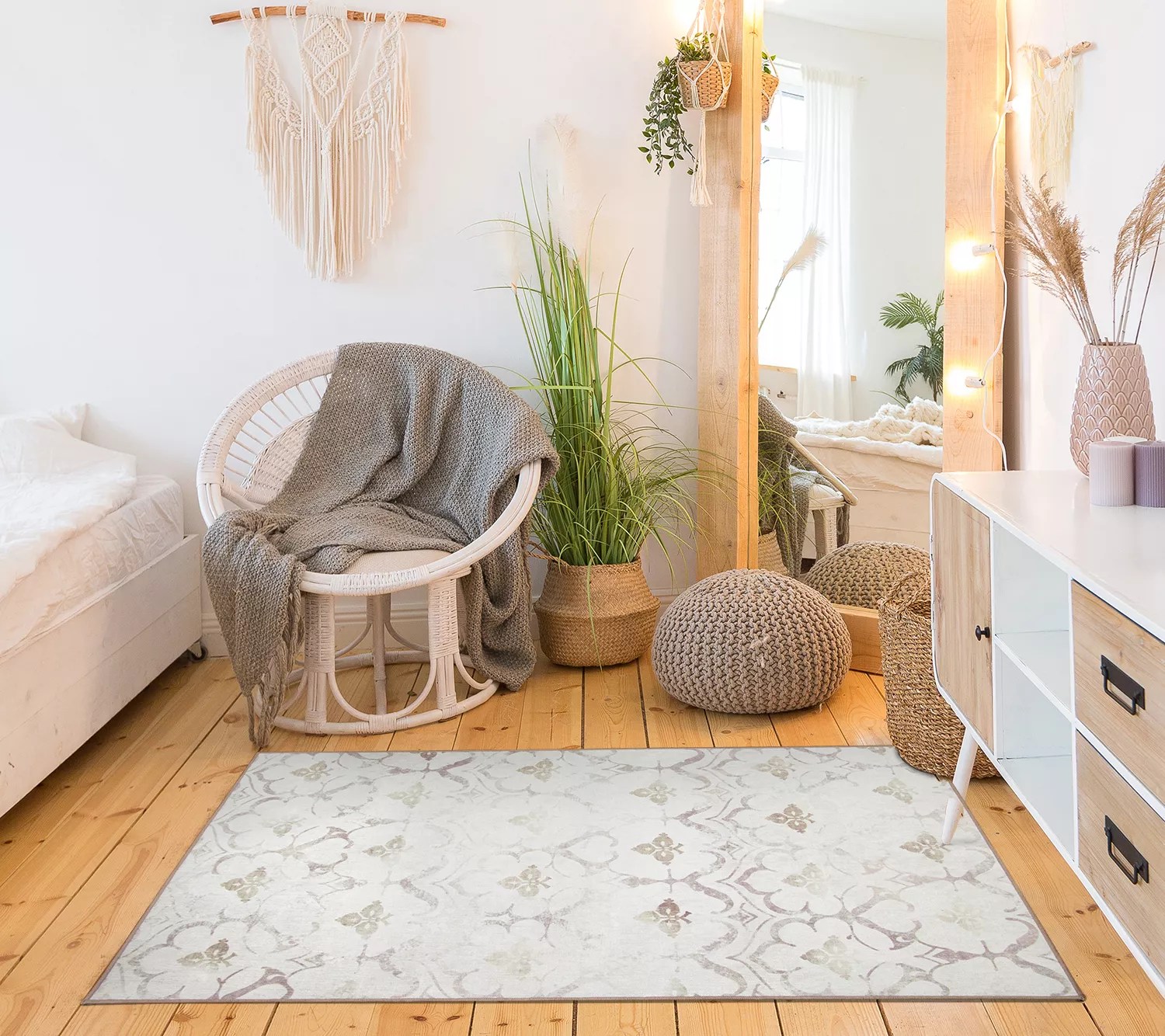 My Magic Carpet Washable Accent Rug Leilani Damask Ivory 3'X5