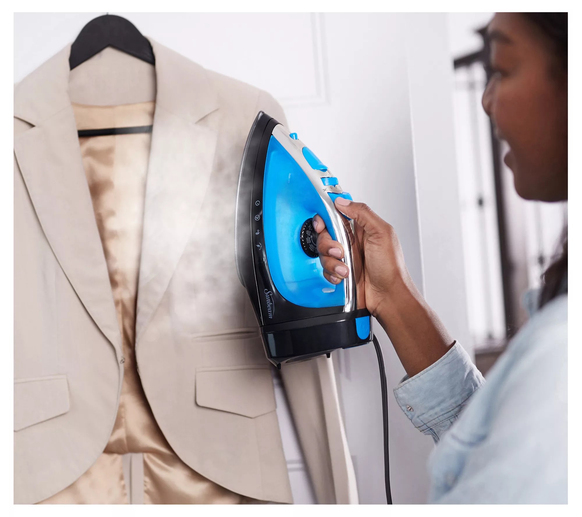 Sunbeam 1400Watt Steam Master Iron