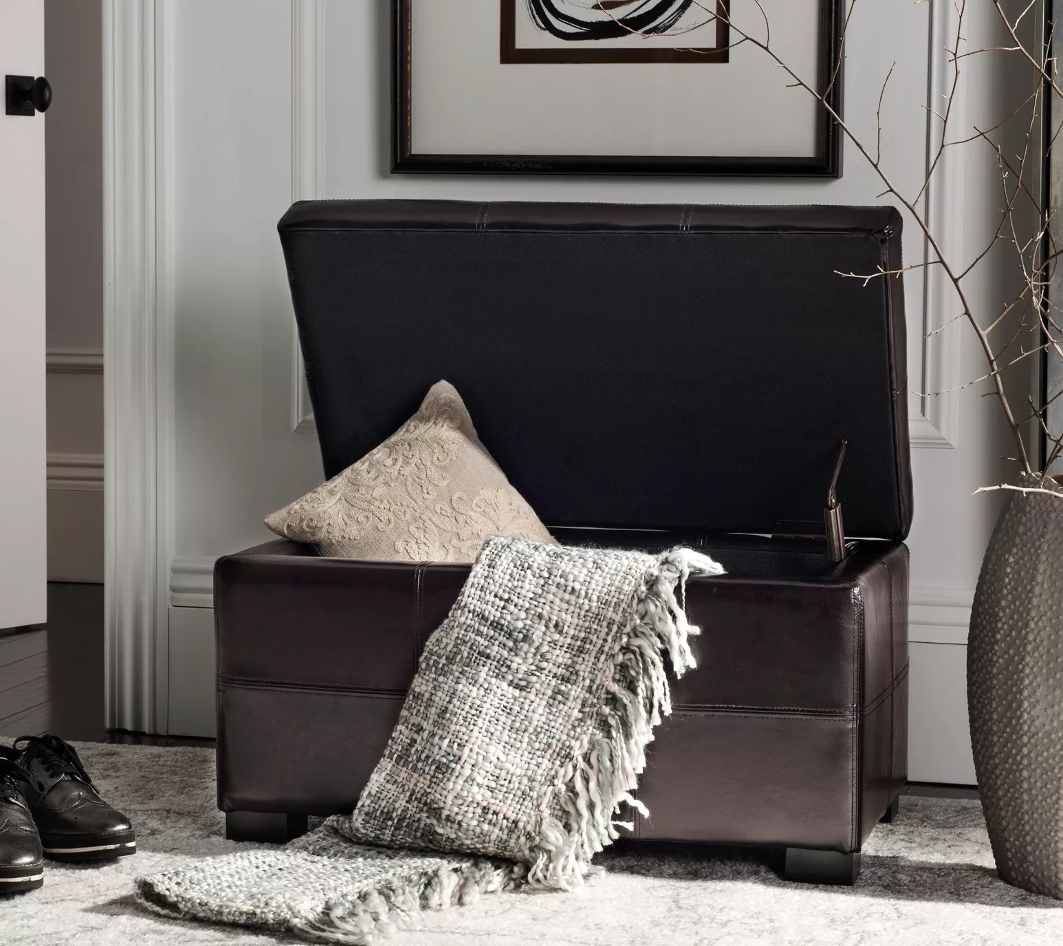 Safavieh Maiden Small Tufted Storage Bench
