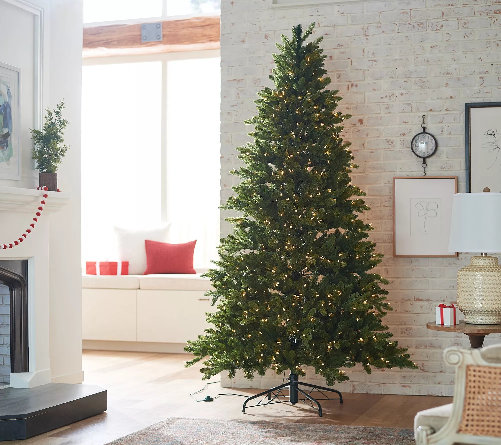 Bethlehem Lights 9' Incandescent Norway Spruce Full Tree