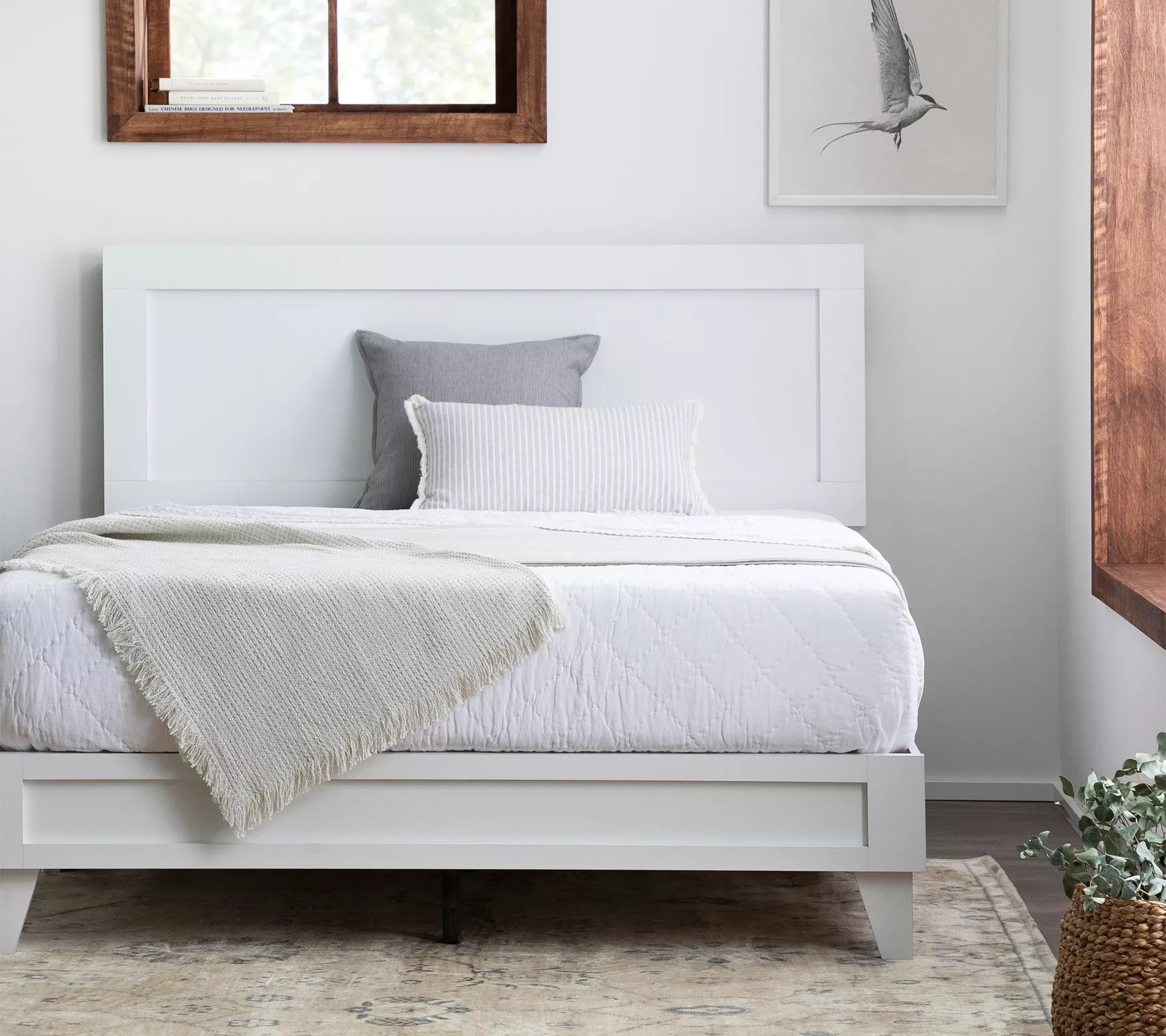 Brookside Leah Classic Wood Platform Twin XL Bed