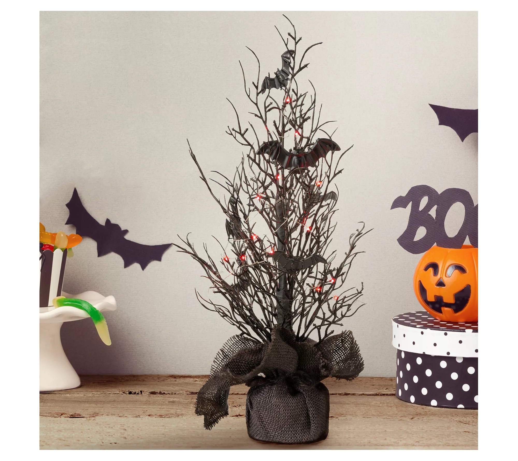 Glitzhome 20" Batty Halloween LED Lighted Table Tree Decor