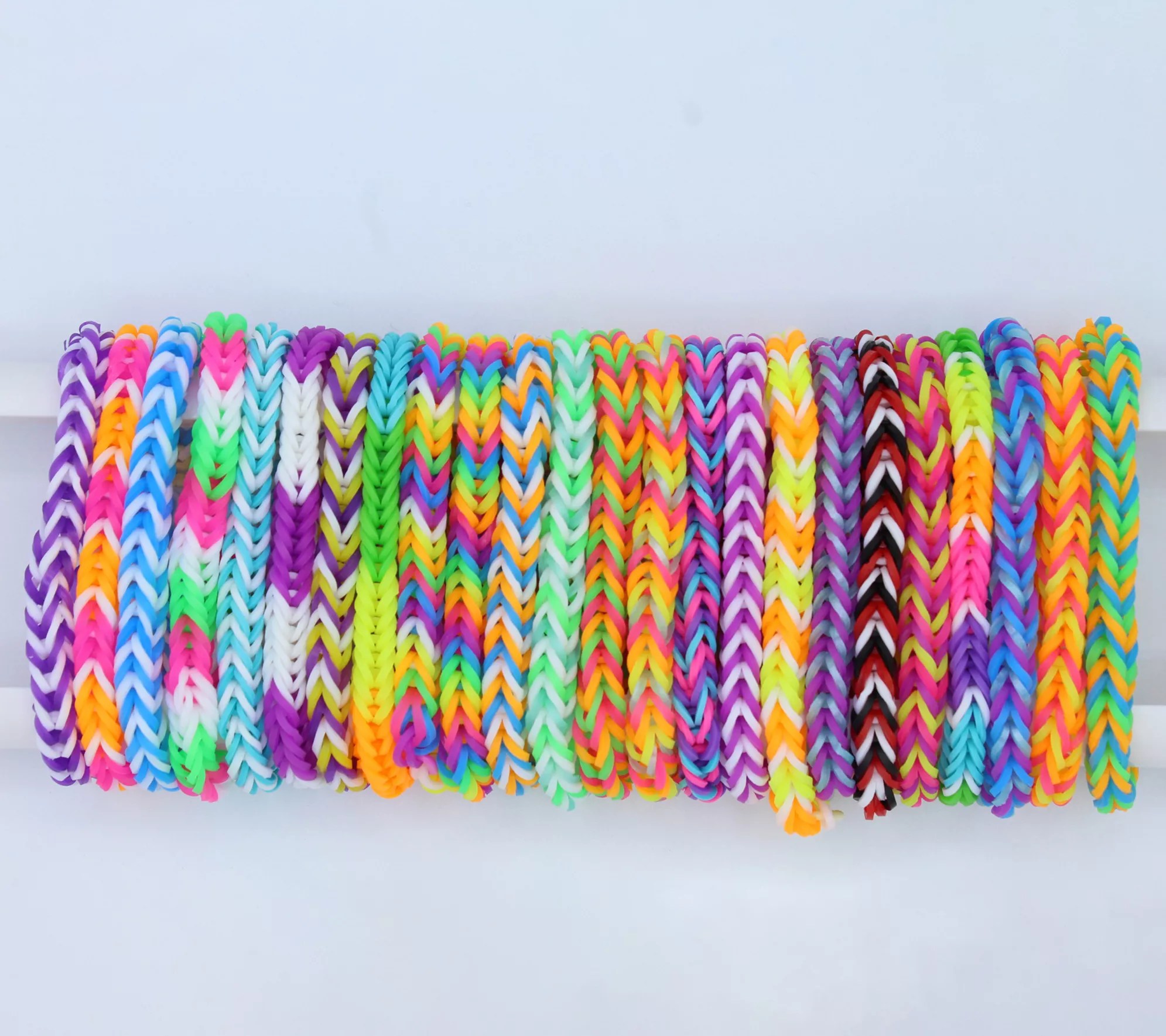 Choon's Design Rainbow Loom Rubber Band Bracelet Craft Kit
