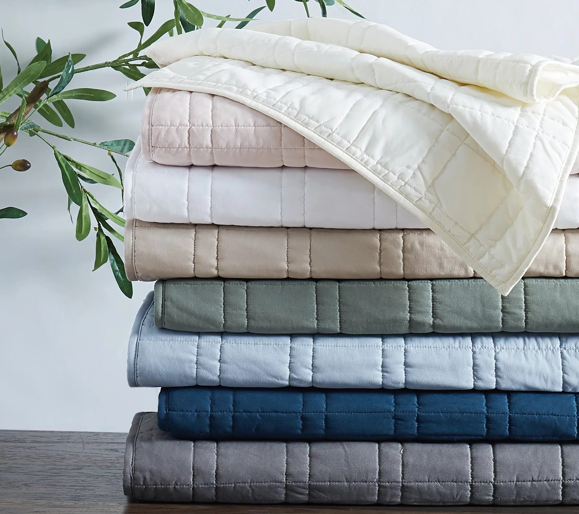 Cannon Heritage Solid Quilt Set Twin XL Quilt Set