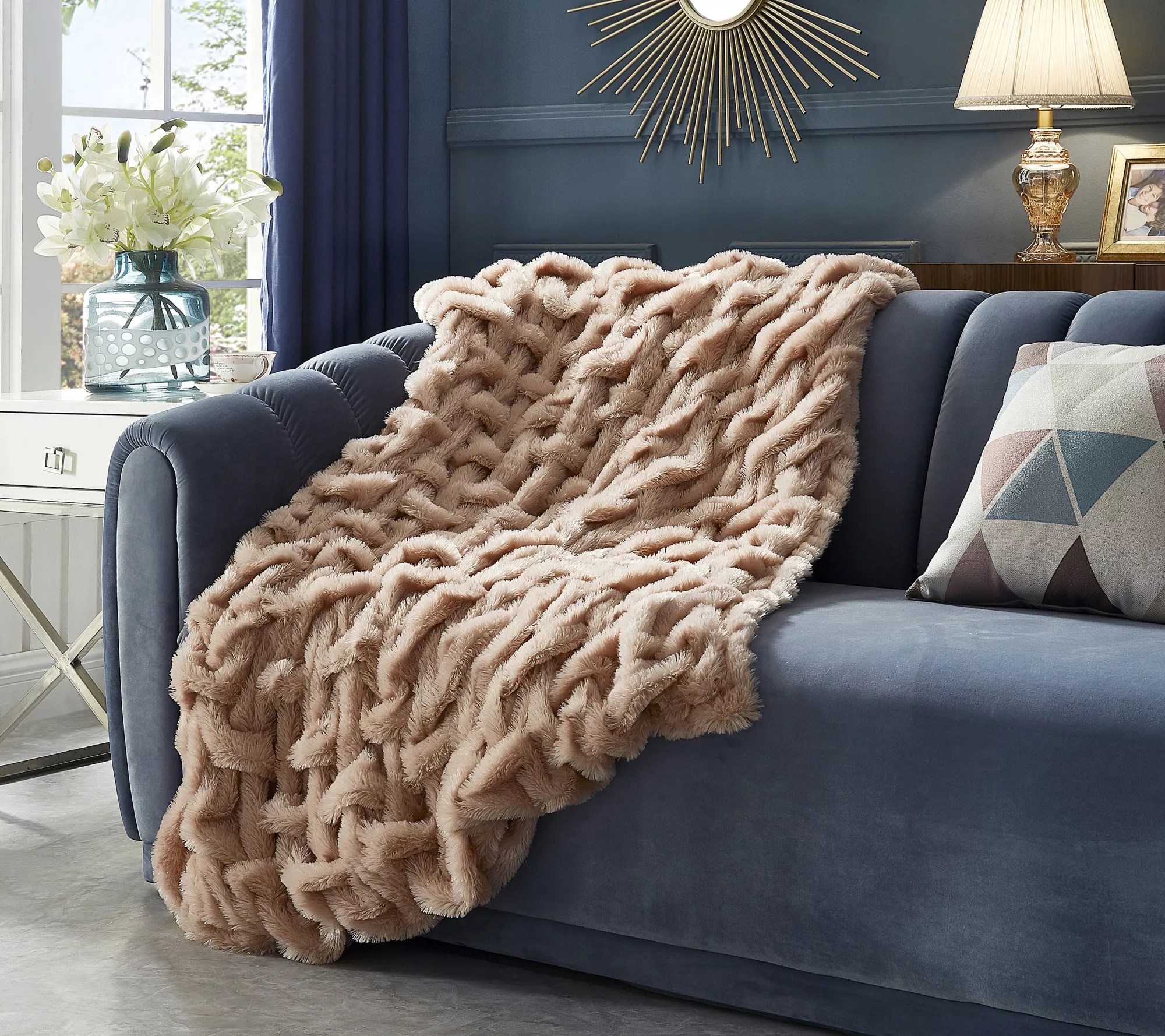Cozy Tyme Lmos 50"x60" Stitched Faux Fur Throw