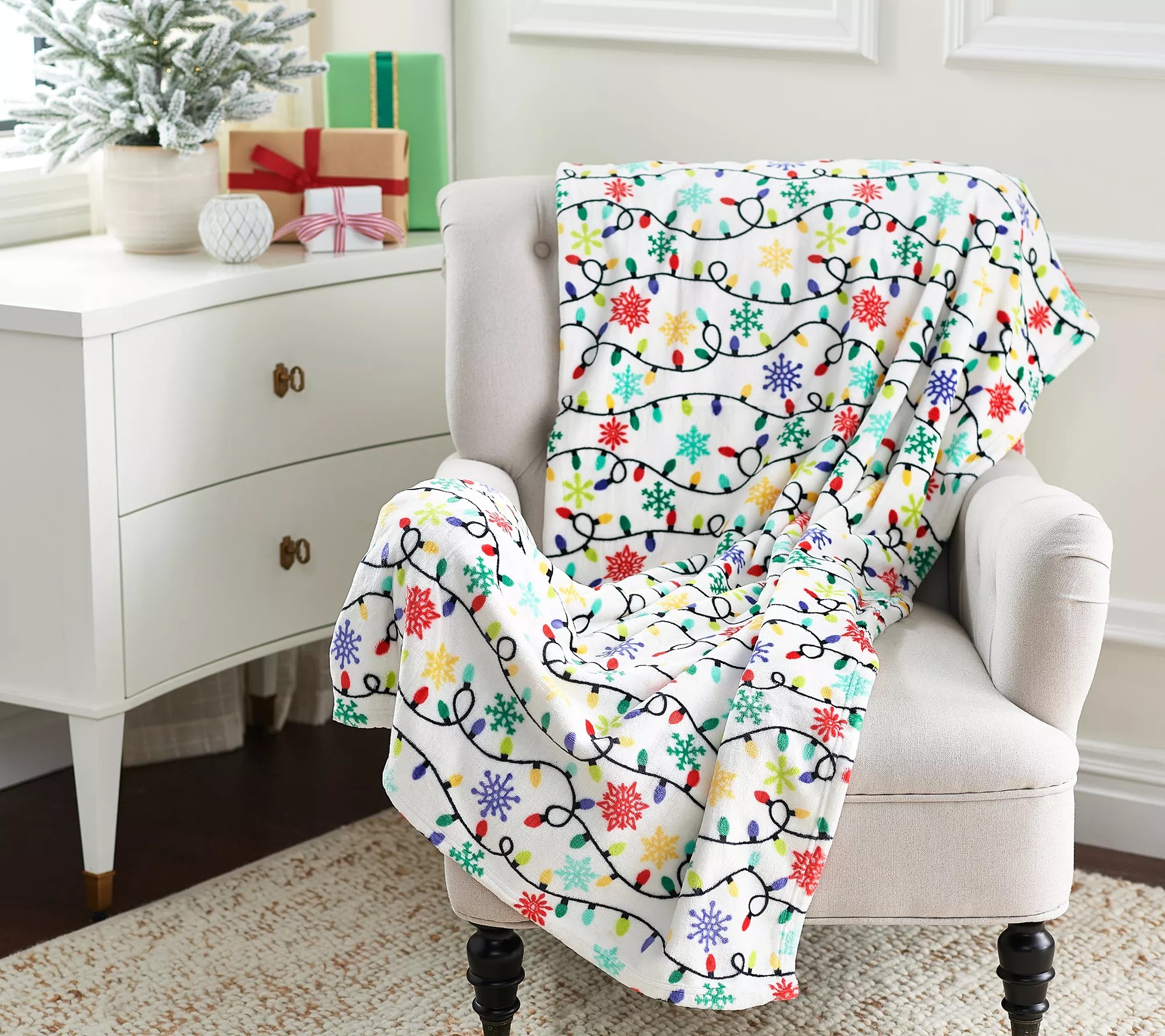 Kringle Express Oversized Nostalgic Printed Throw