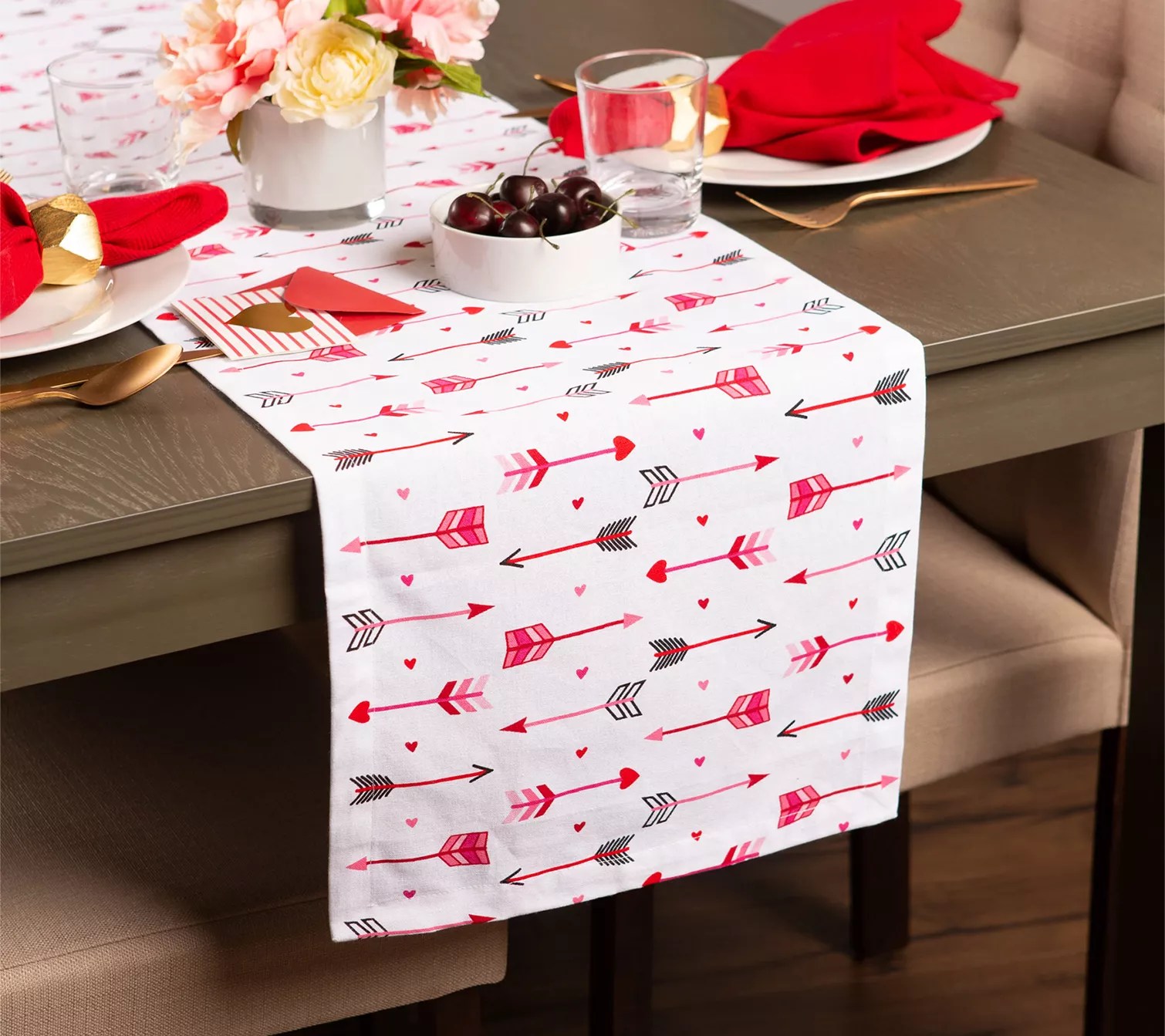 Design Imports 14" x 72" Hearts & Arrow Print Table Runner