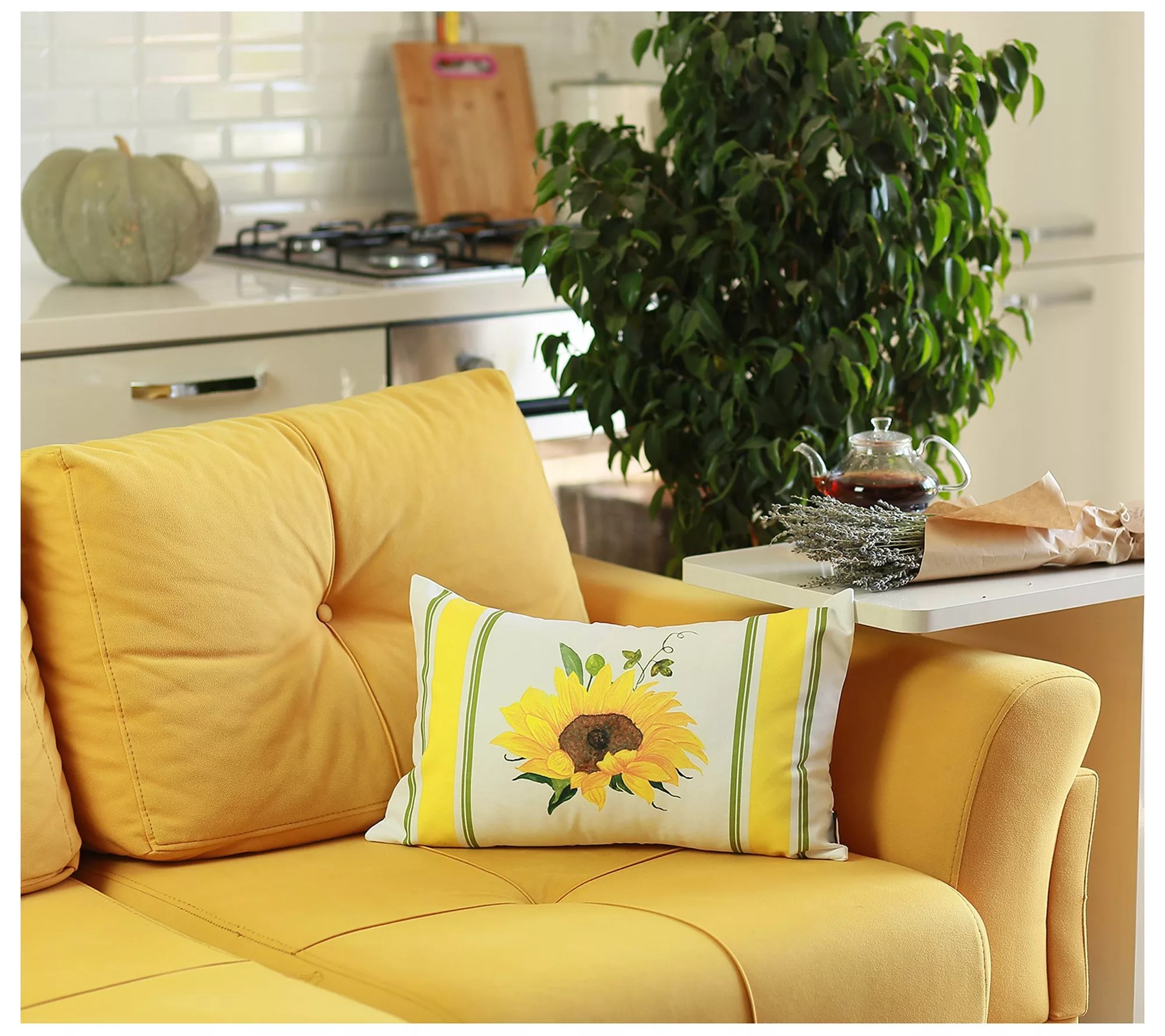 HomeRoots Set of 2 20" Fall Sunflower Lumbar Pillow Covers