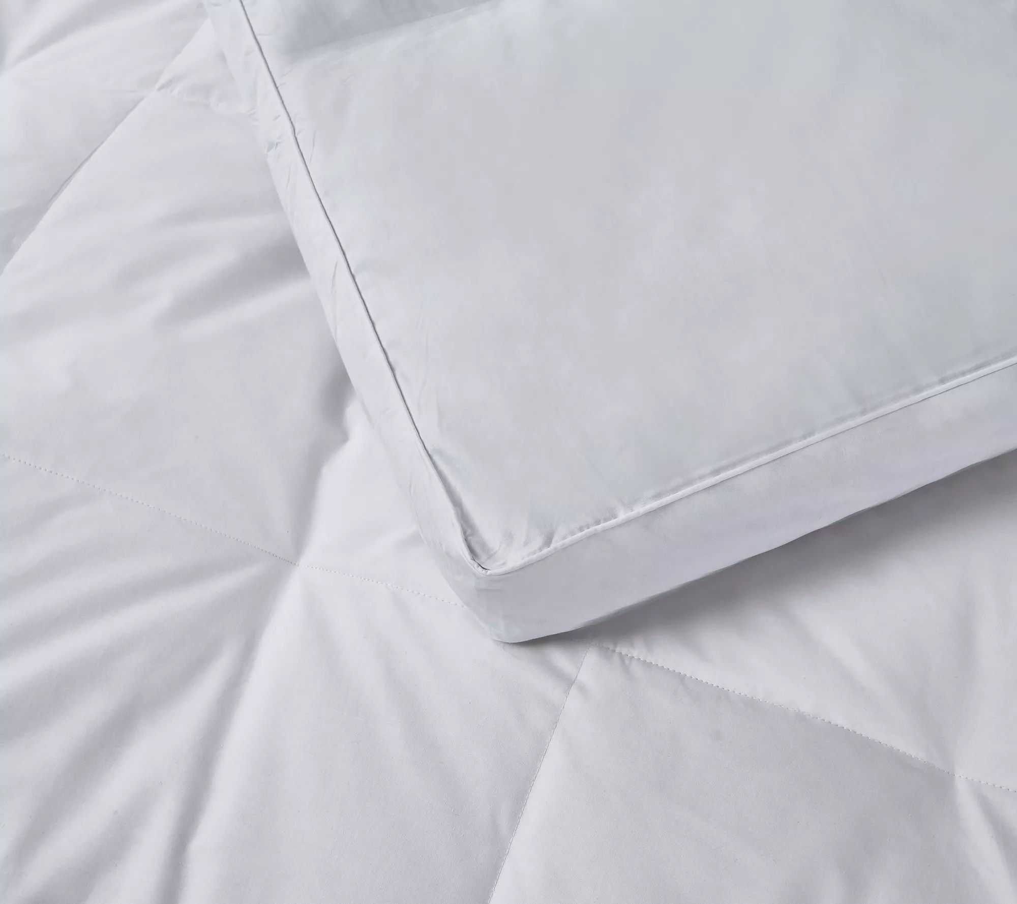 Scott Living 3" Down Fiber Top Featherbed Cal King