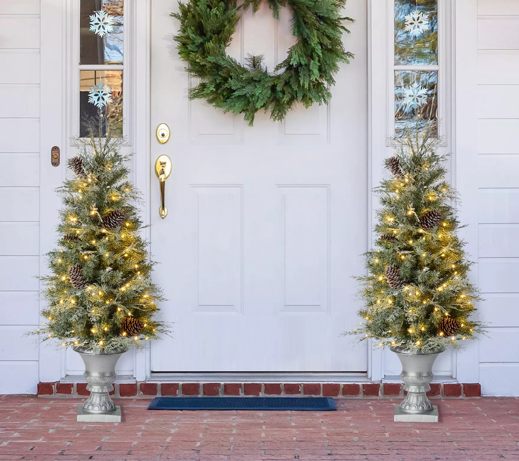 Glitzhome 4ft P inecone Artific ial Christmas P orch Tree S/2