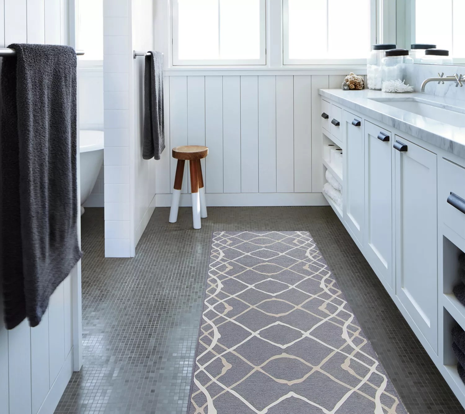 Ruggable Washable Rug Amara Gray 2.5' x 7'