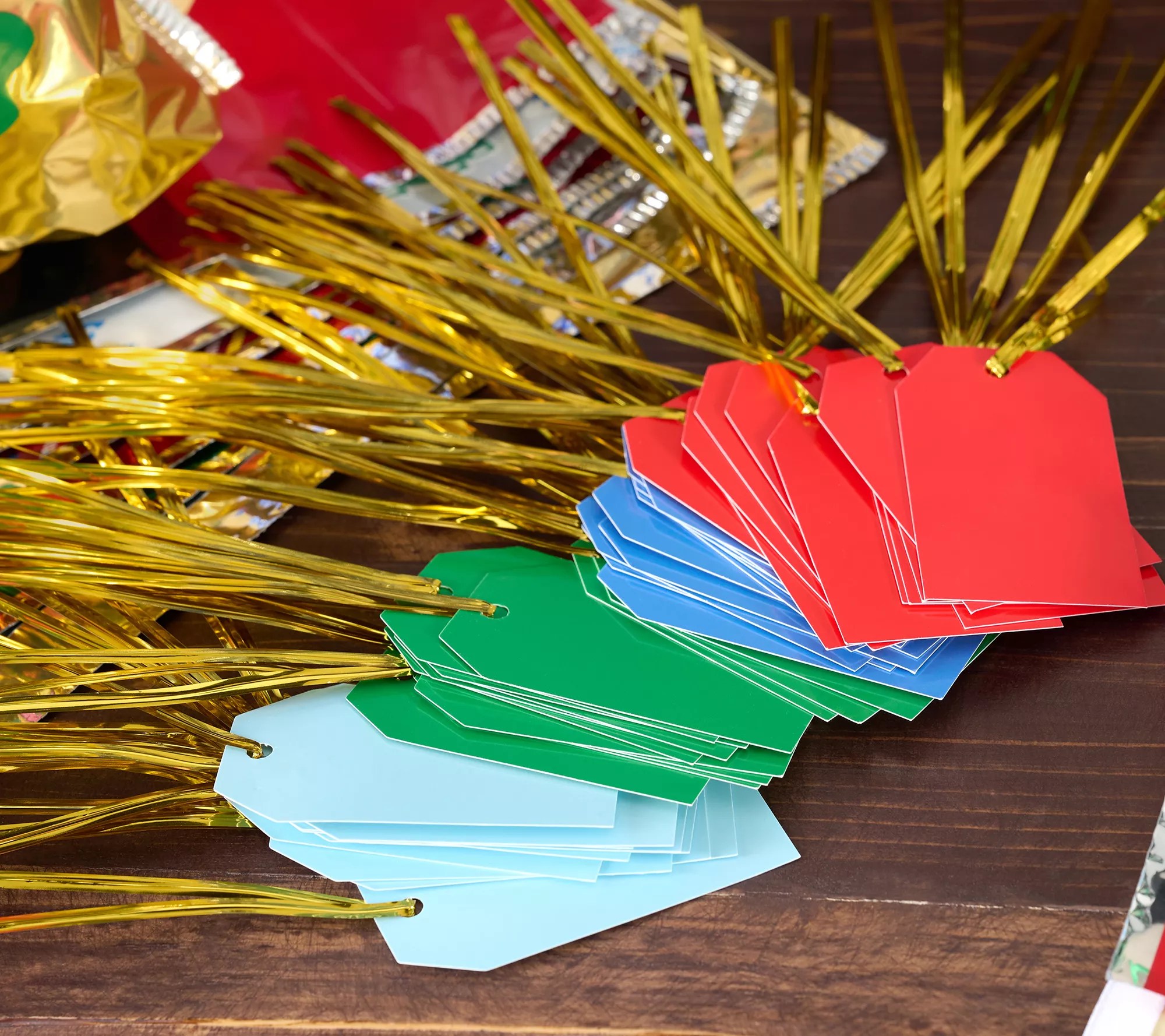 "As Is" Kringle Express 100Pc Gift Bags & Tags Set