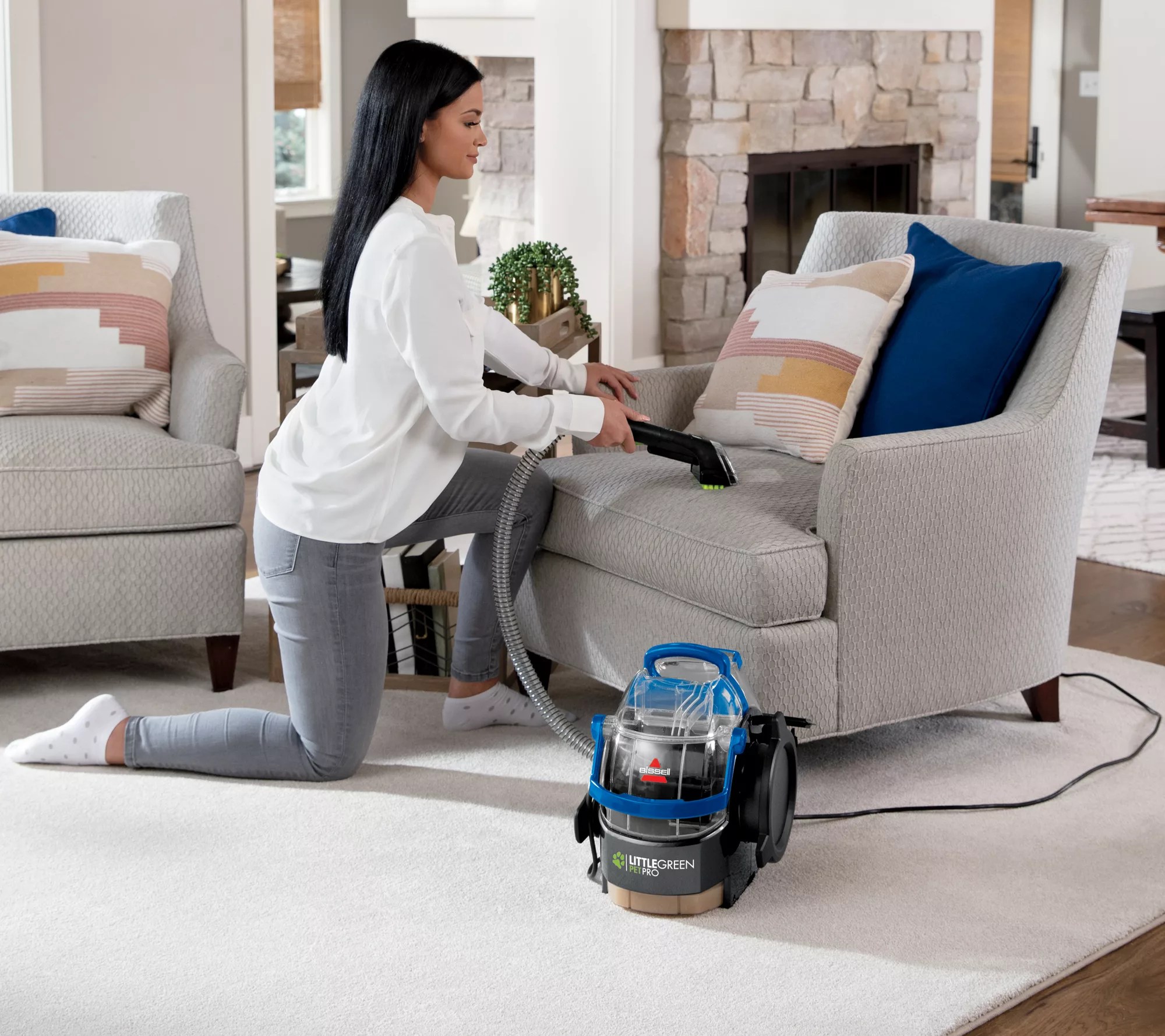 BISSELL Little Green Pet Pro Portable CarpetCleaner