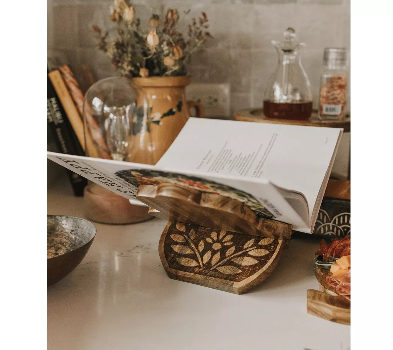 Matr Boomie Hamsa Open Book Stand Holder