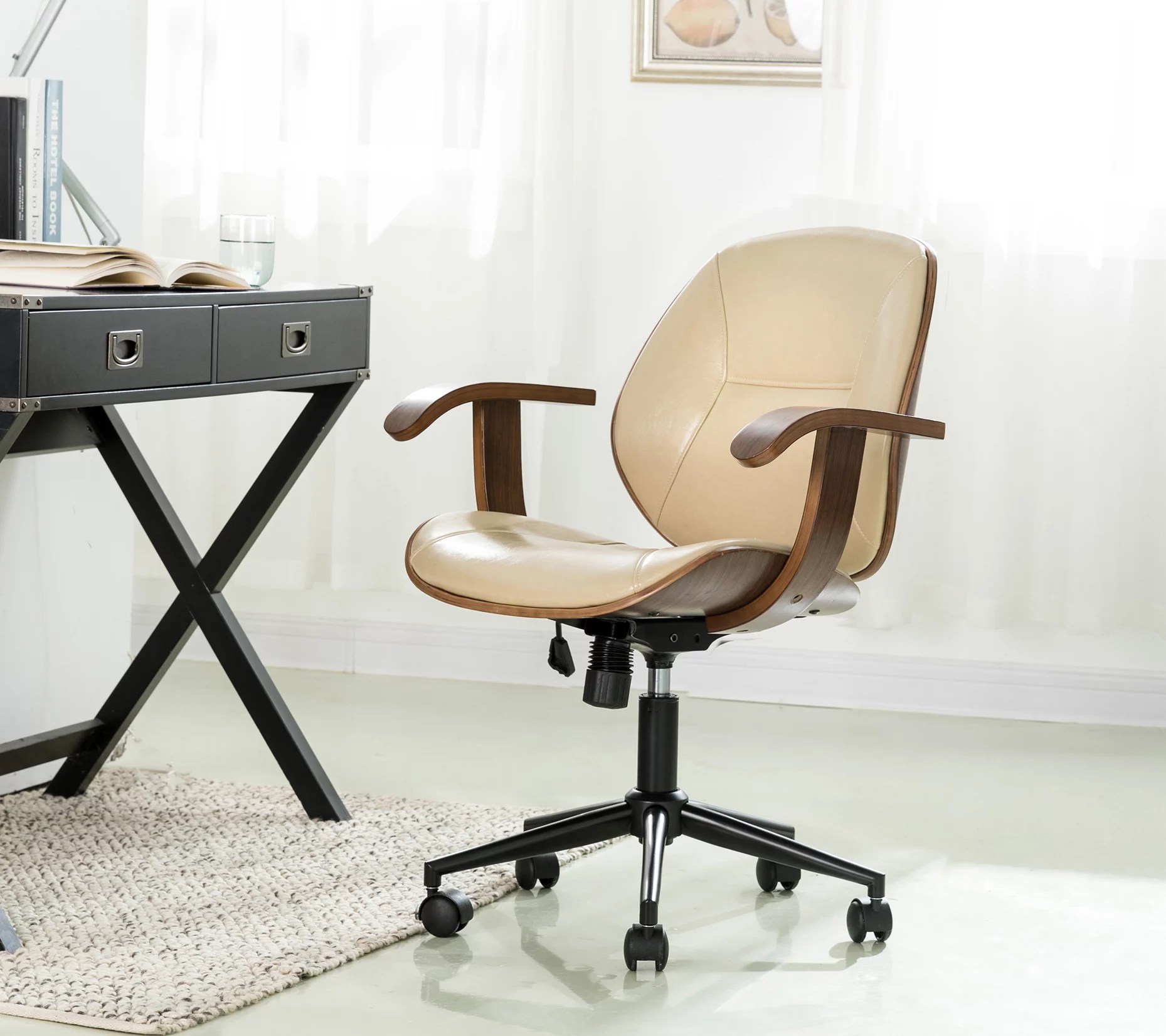 Glitzhome Leatherette Adjustable Height and Swiel Desk Chair