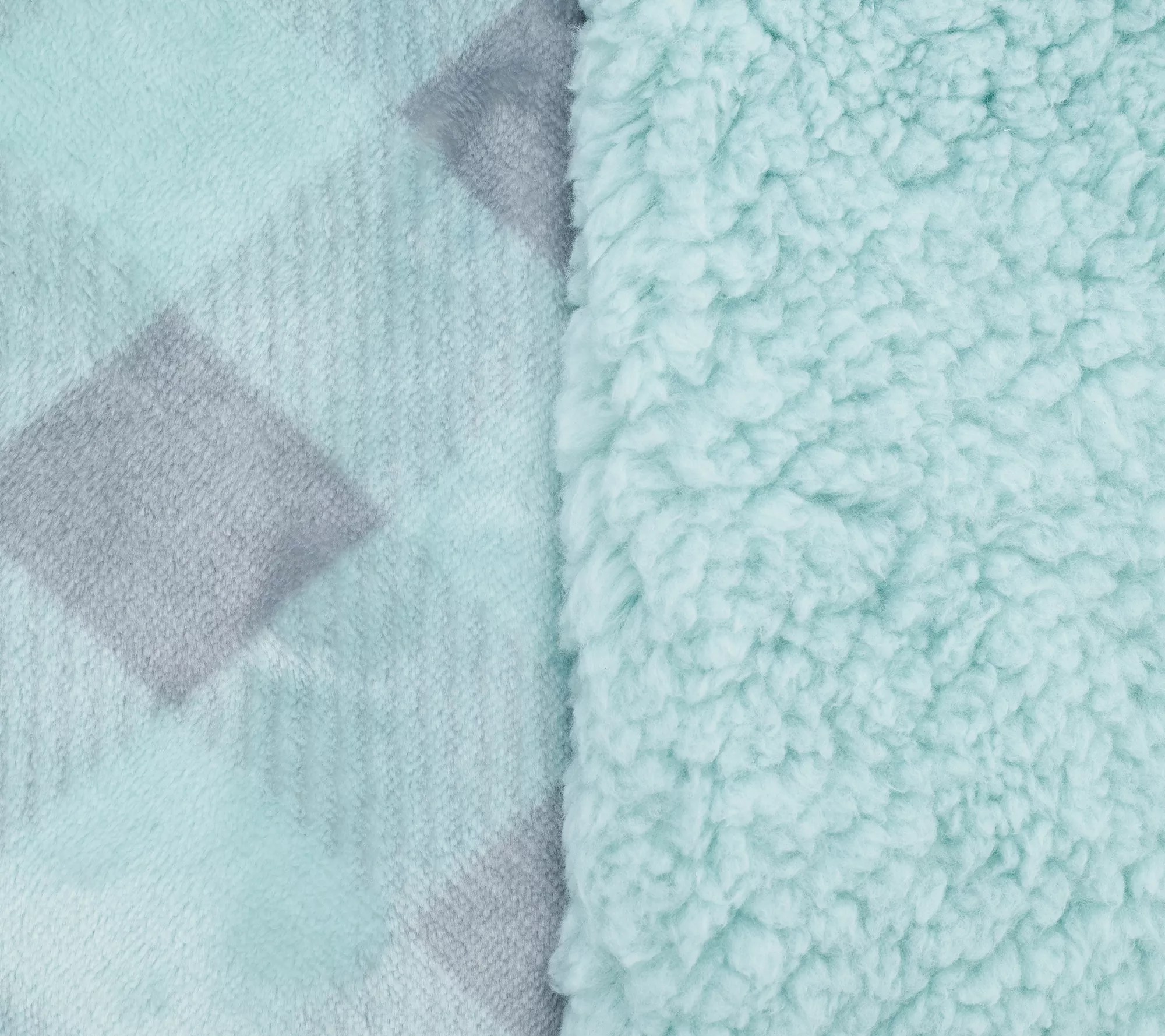 Berkshire Buffalo Velvet Soft Reverse to Sherpa Queen Blanket