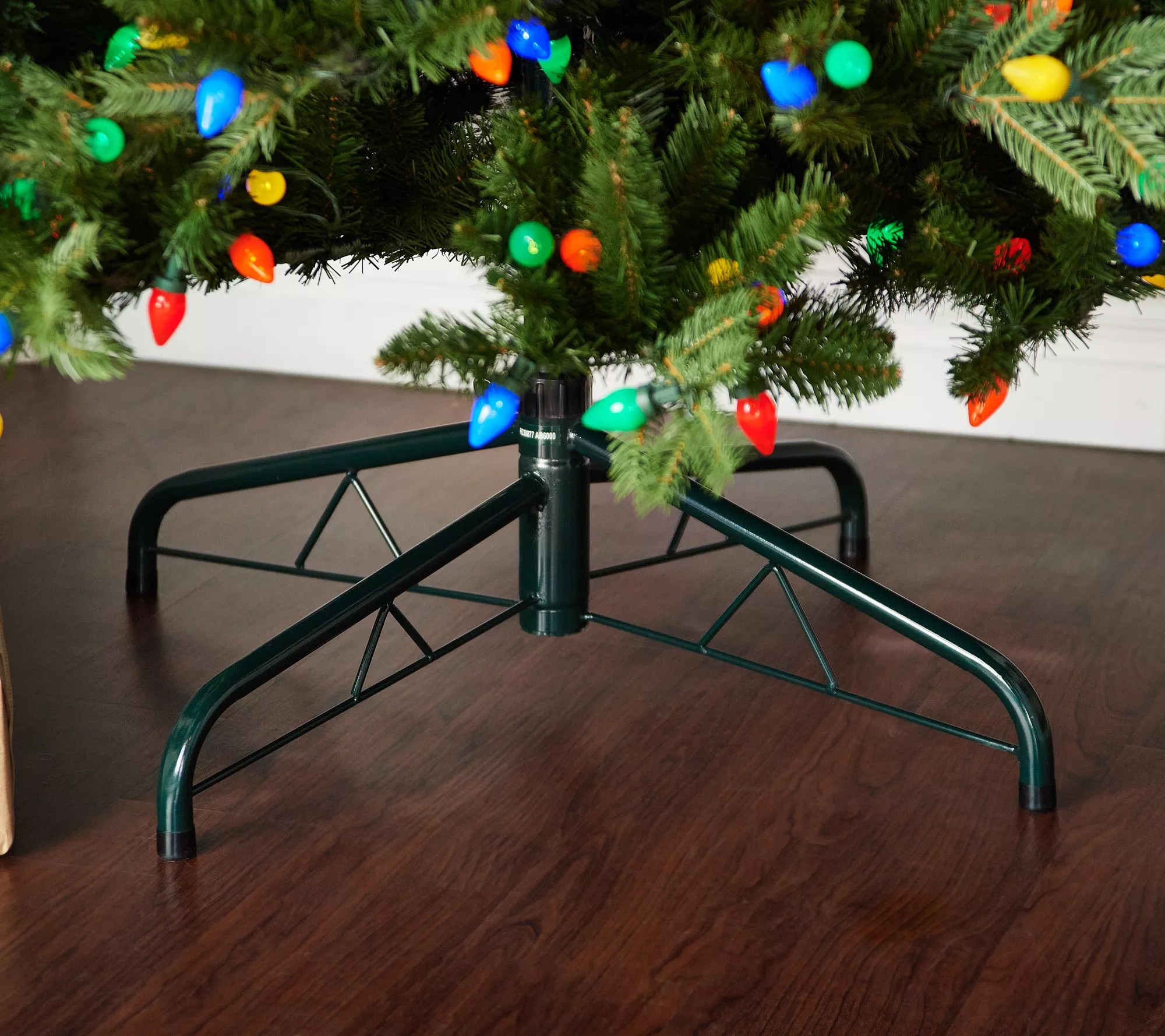 Bethlehem Lights 9' Nostalgic C7 Green Noble Spruce Tree