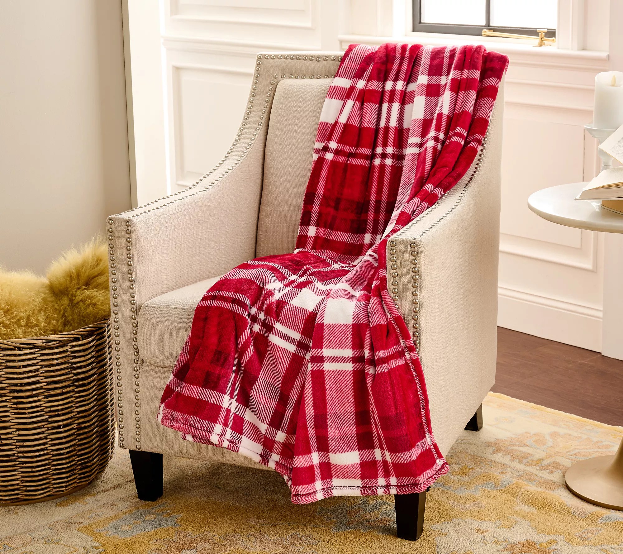 Berkshire 2pk Velvetsoft Print & Solid 60x70 Throw