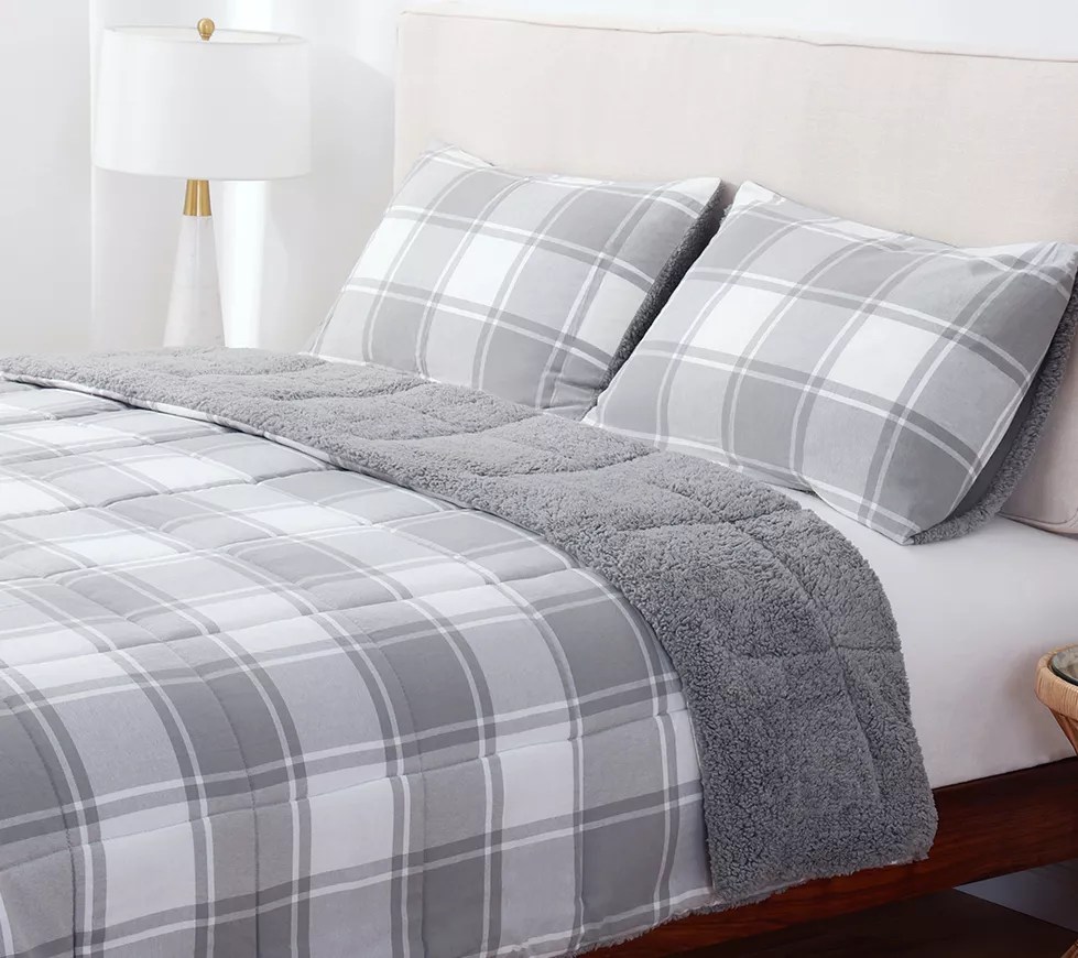 Life is Good Boston Plaid Sherpa Comforter Set Full/Queen