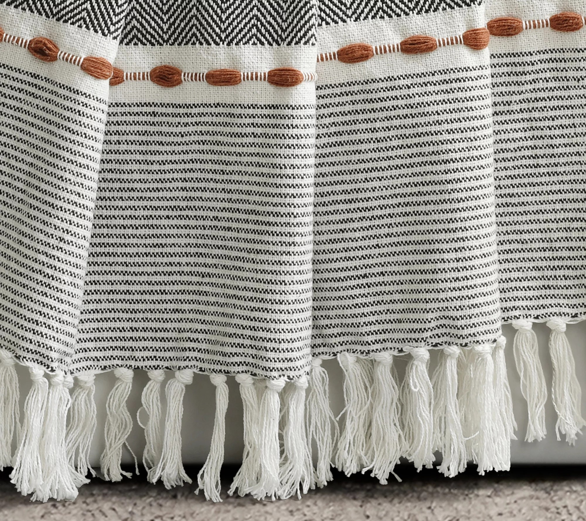 Lush Decor Fall Tasse l Throw Blanket