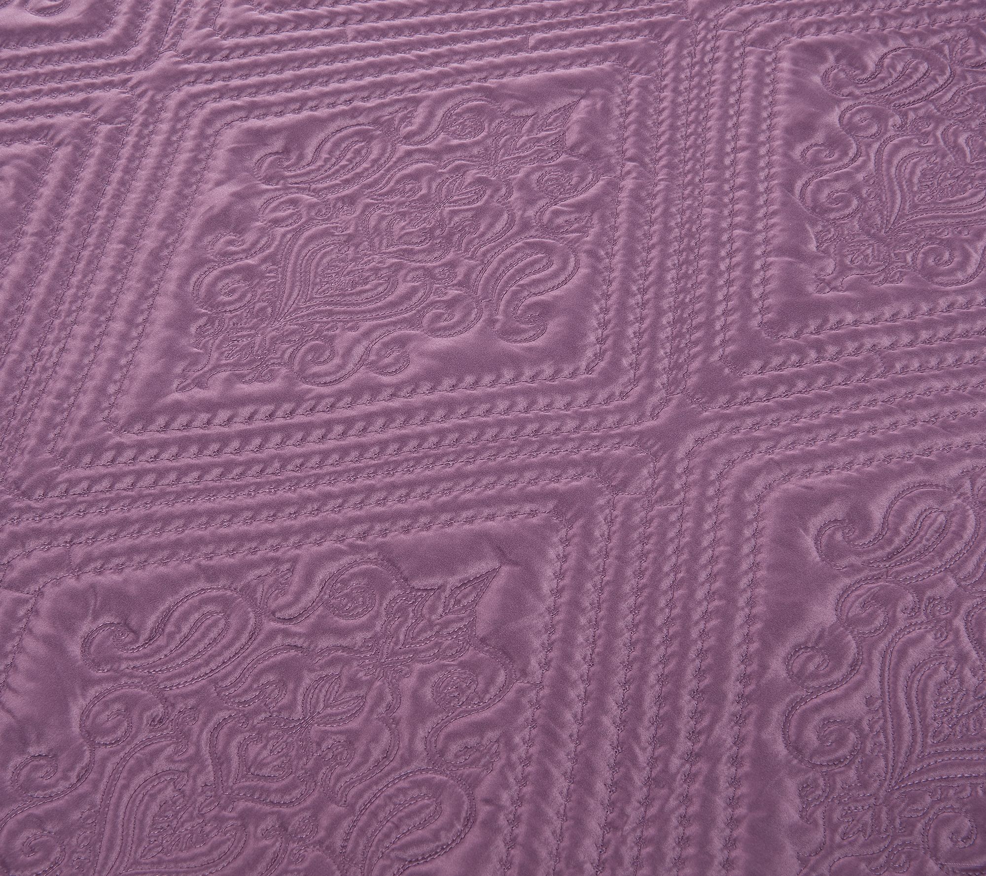 Berkshire Blanket Velvet Soft Satin Quilted Coverlet Full