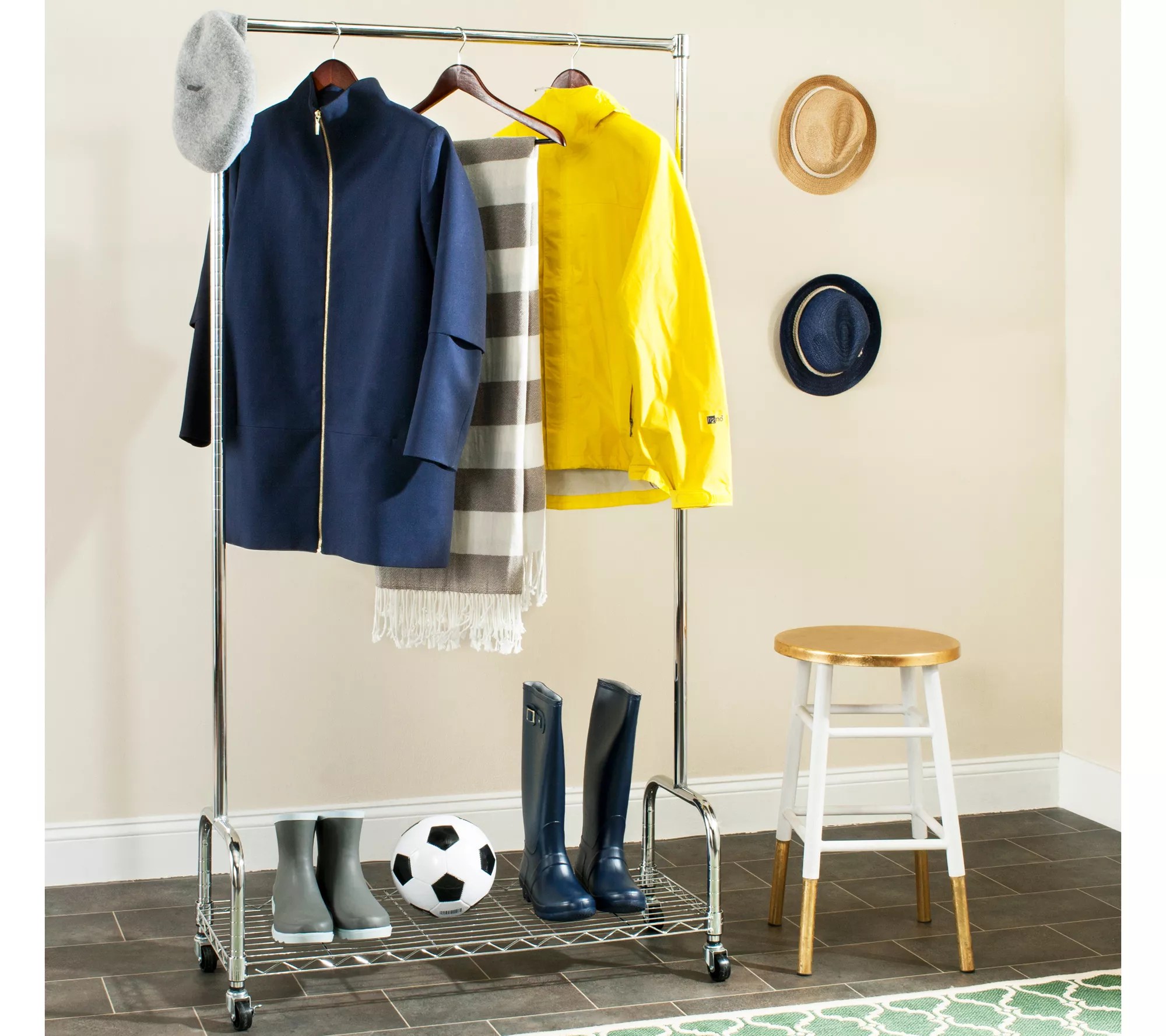 Christian Steel Wire SingleRod Clothes Rack