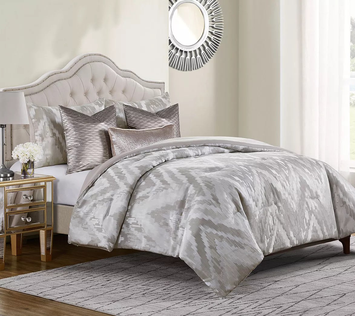 Inspire Me! Home Decor Lilianna Full 6piece Comforter Set