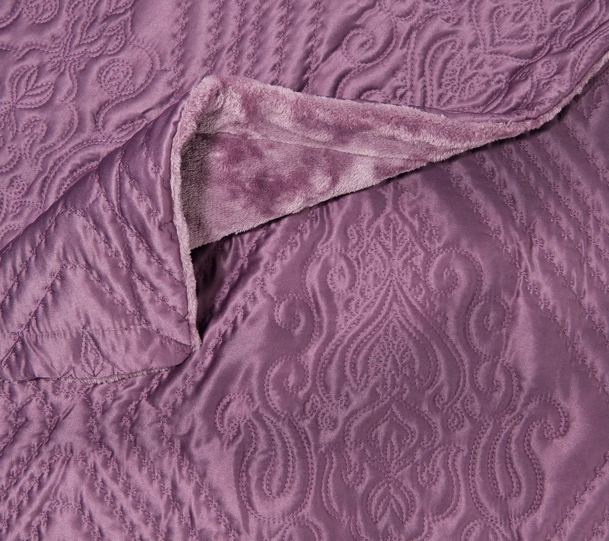 Berkshire Blanket S/2 Velvet Soft Satin Shams Standard/Queen