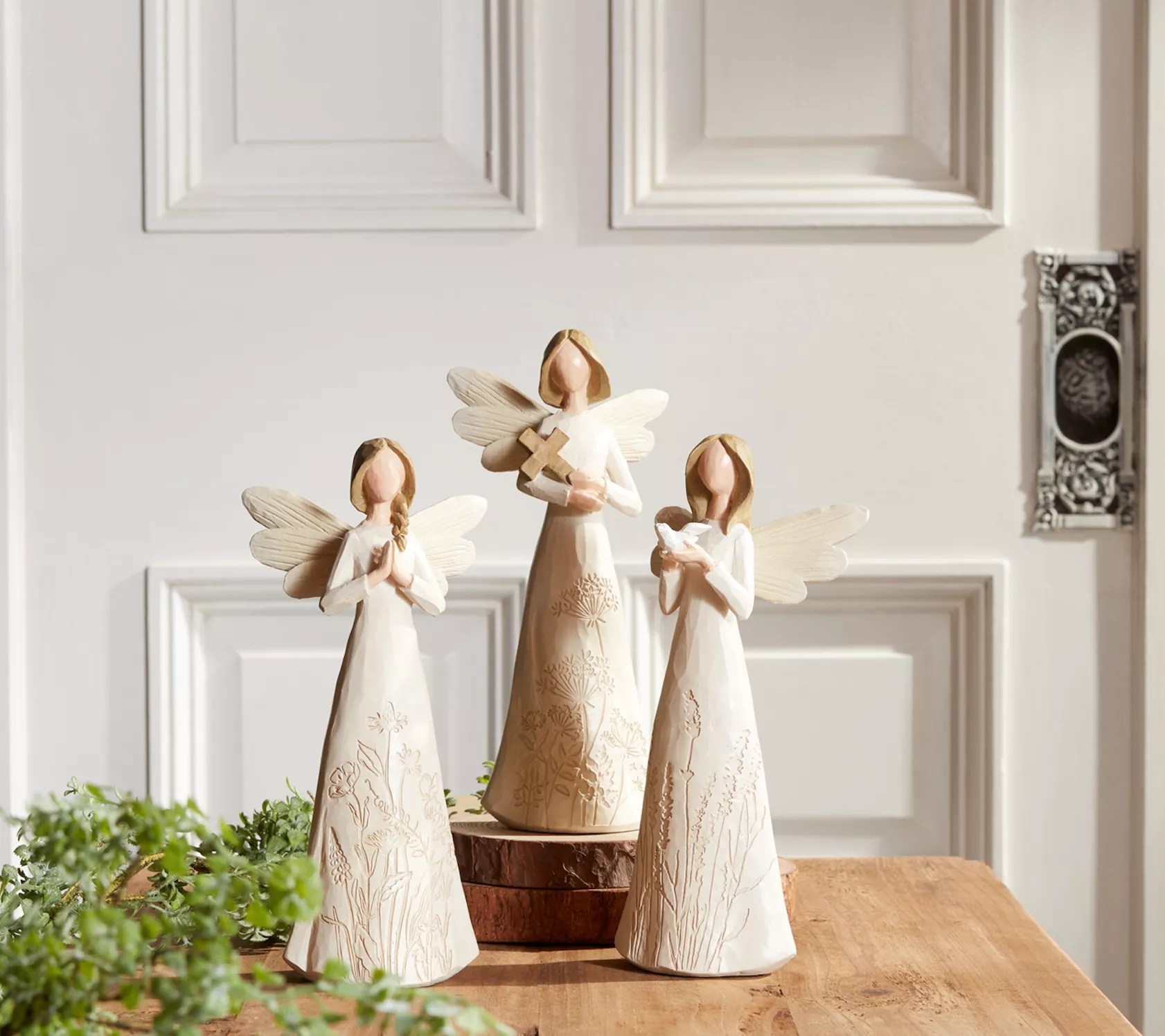 Melrose Floral Etched Angel Figurine (Set of 3)