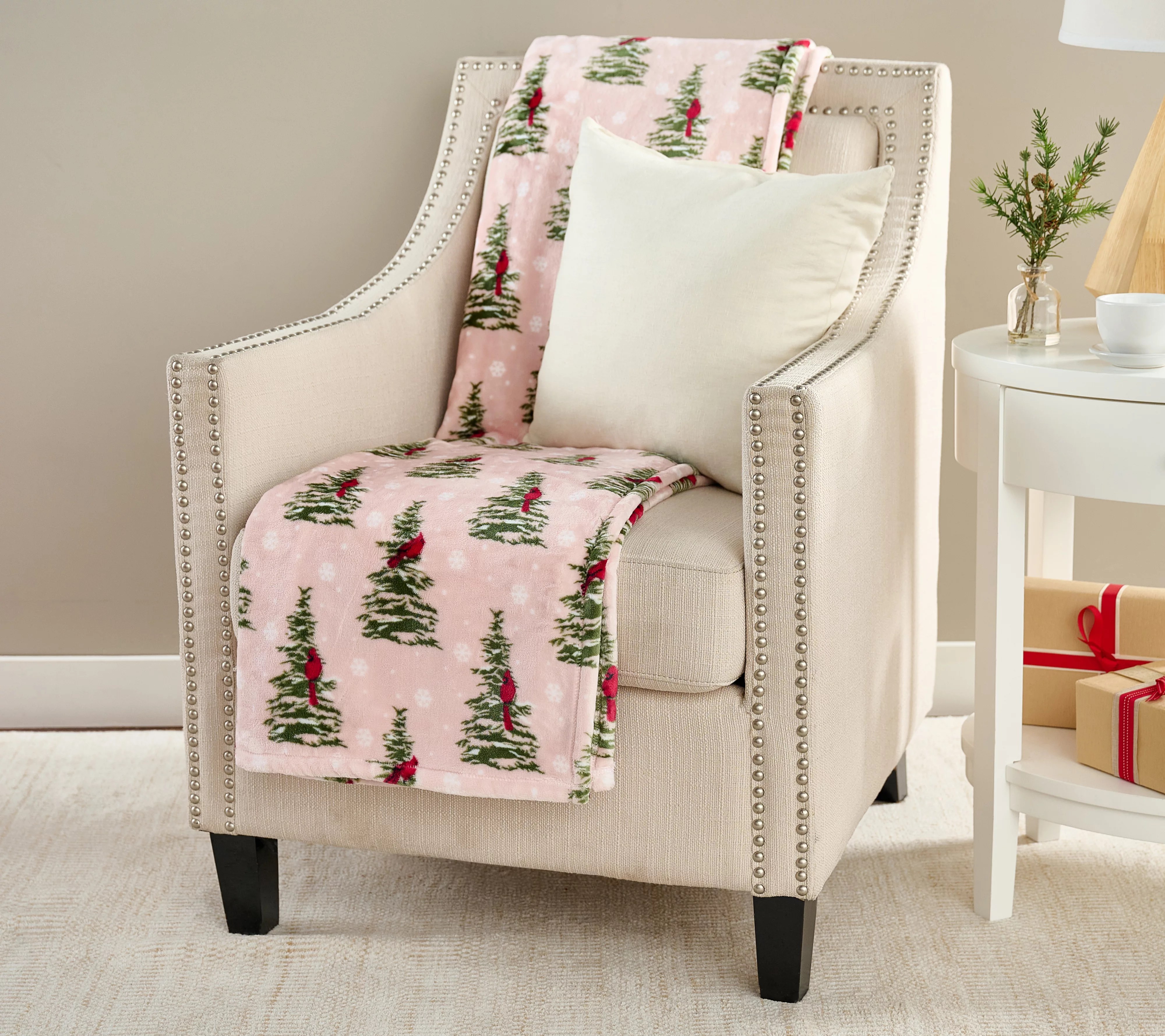 Berkshire Blanket 60x70 Velvetsoft Cardinal Printed Throw