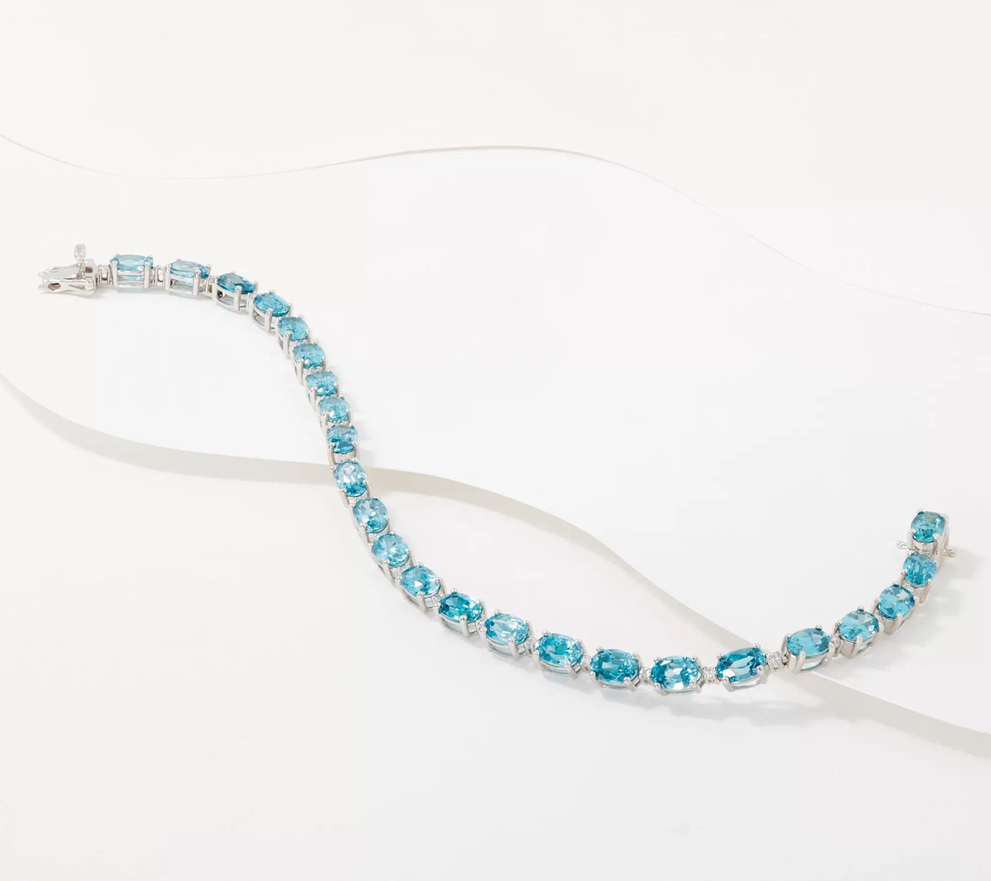 Affinity Gems Blue Zircon and Diamond 14K Tennis Bracelet 14.5016.25cttw