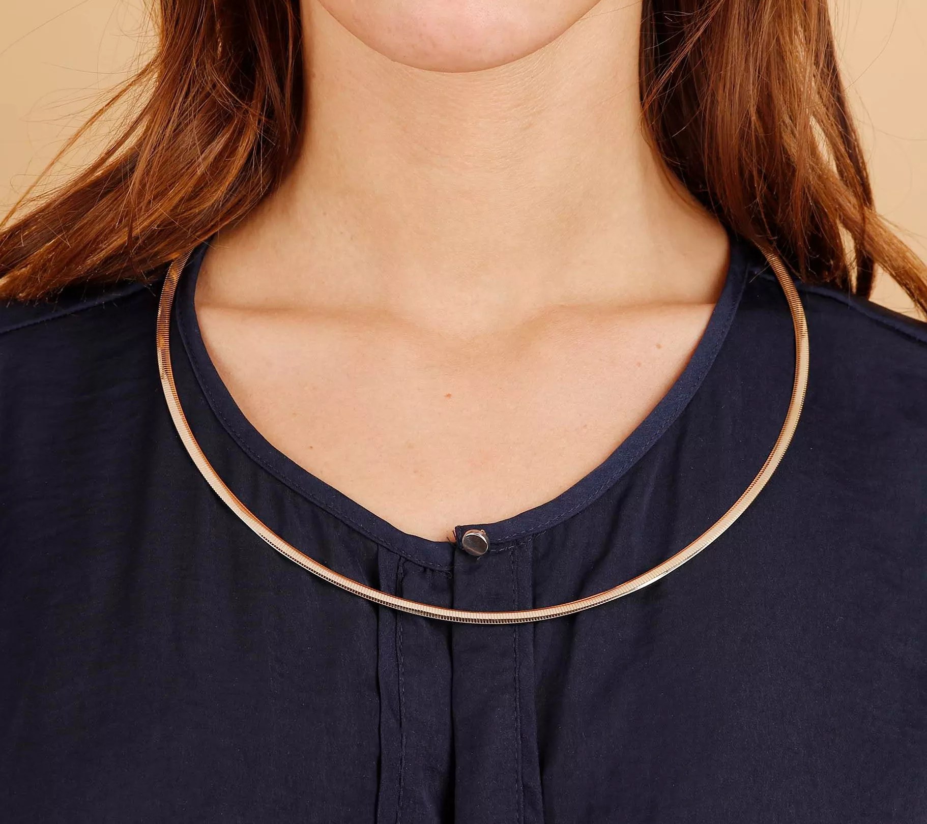 Italian Gold 24" Polished Omega Necklace, 14K Gold 13.2g