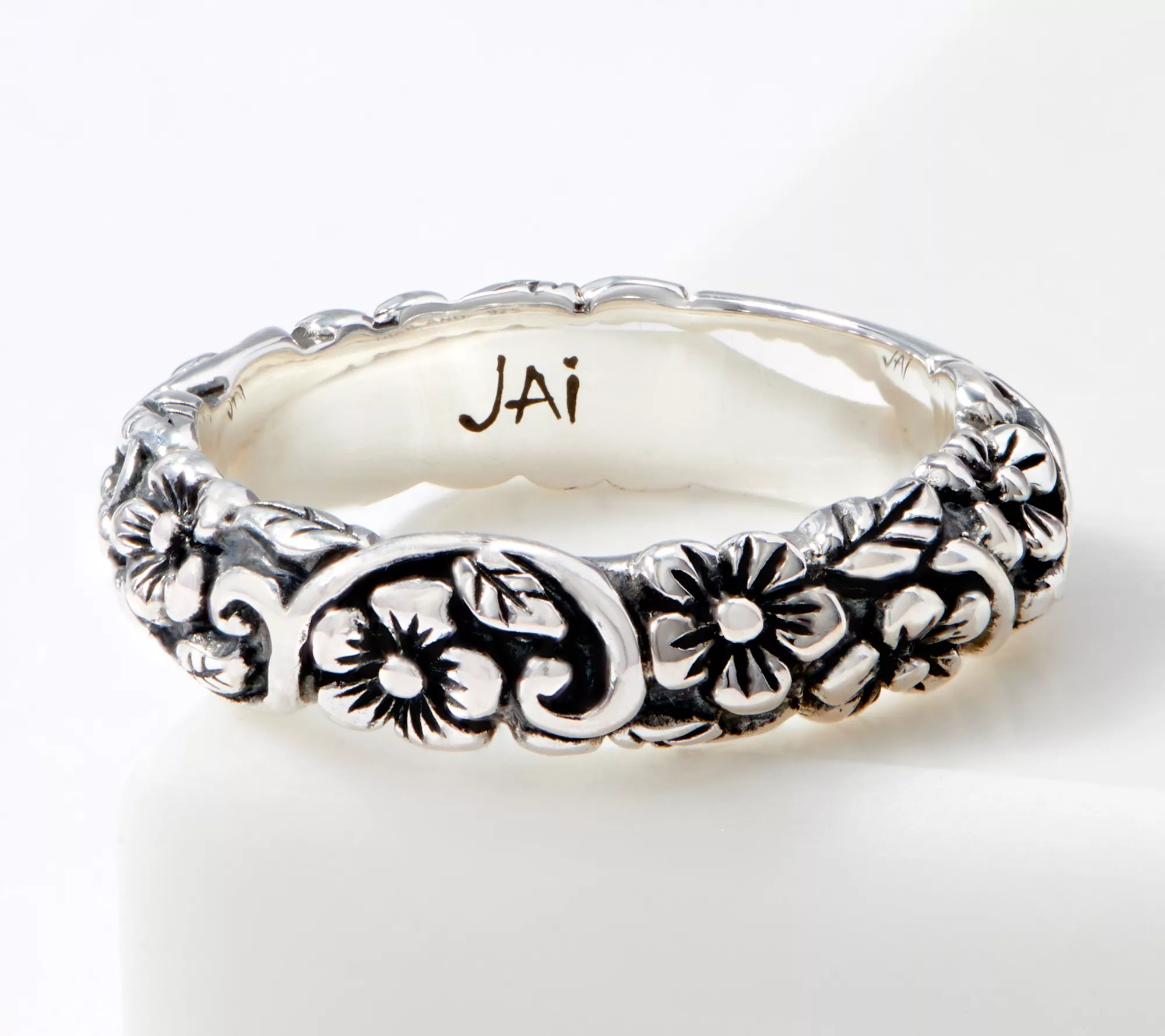 JAI Sterling Silver Carved Band Ring
