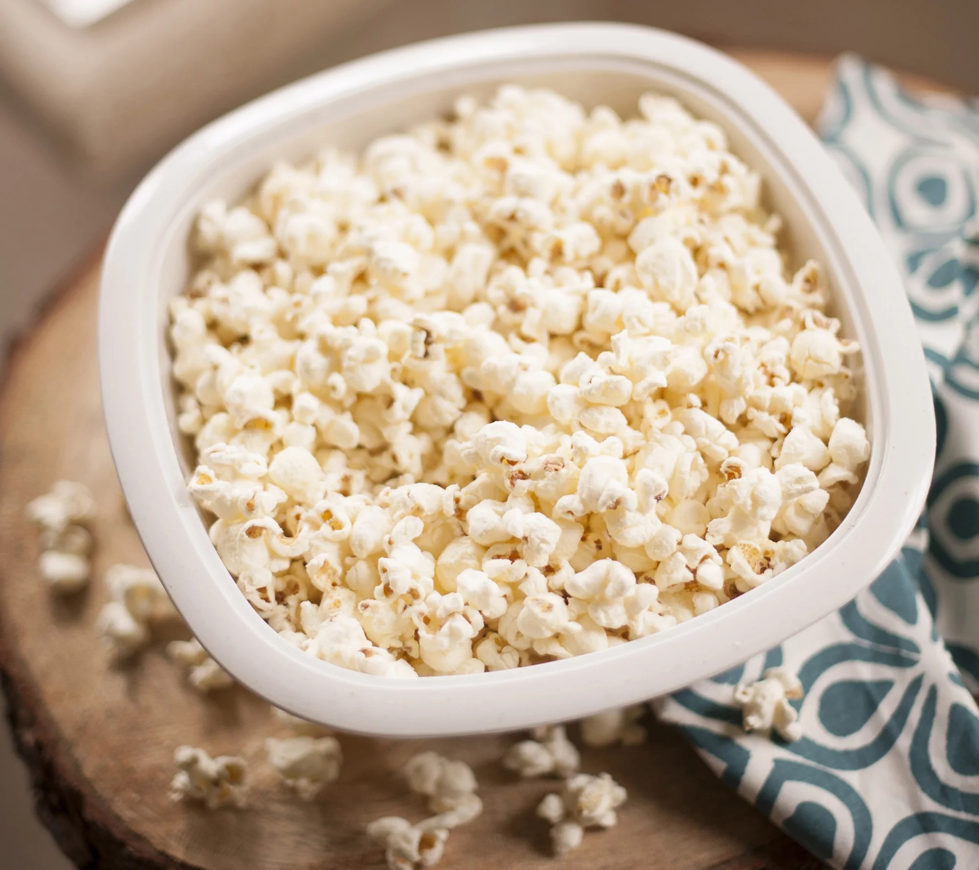 Nordic Ware Classic Microwave Popcorn Popper